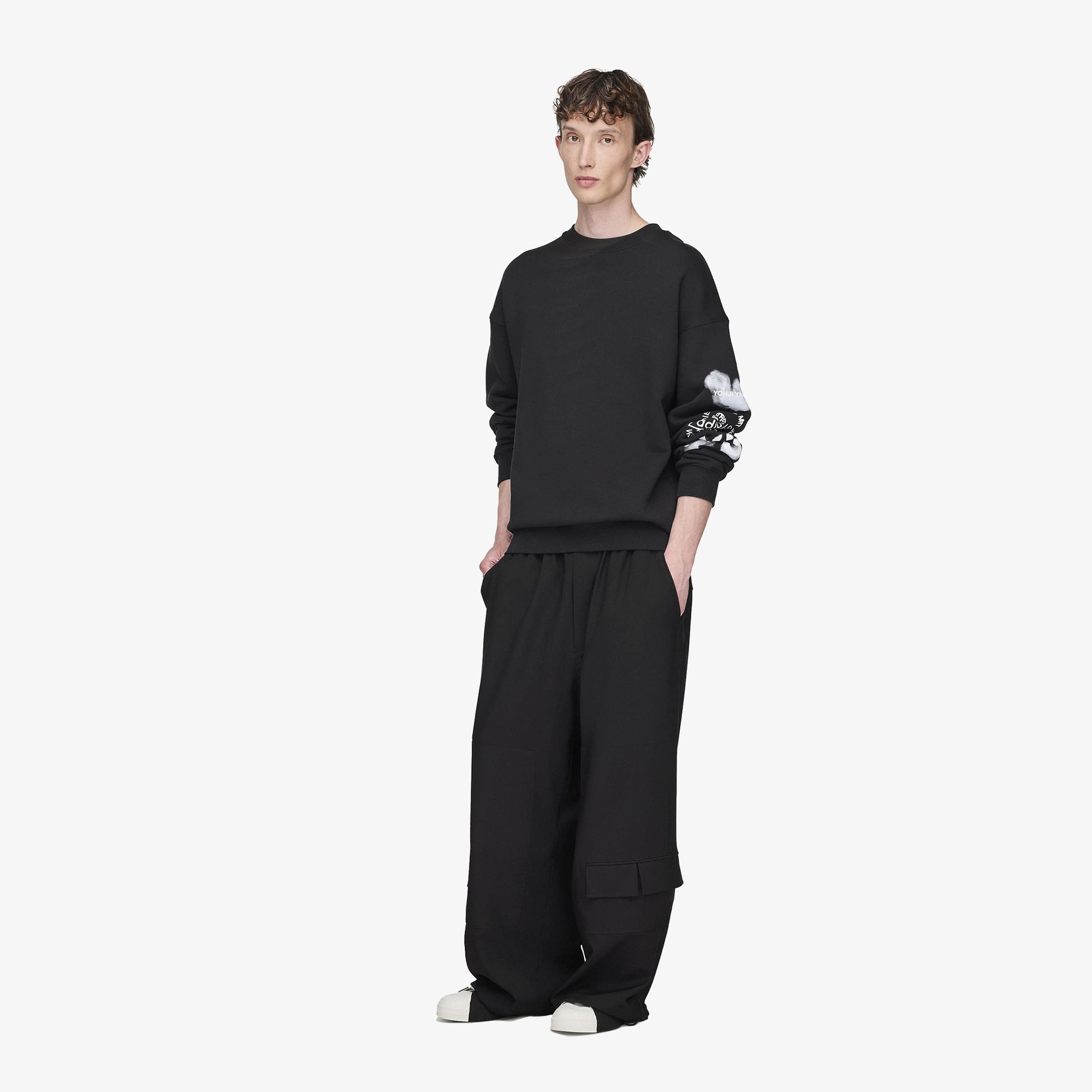 Graphic Crew Sweatshirt 'Black'