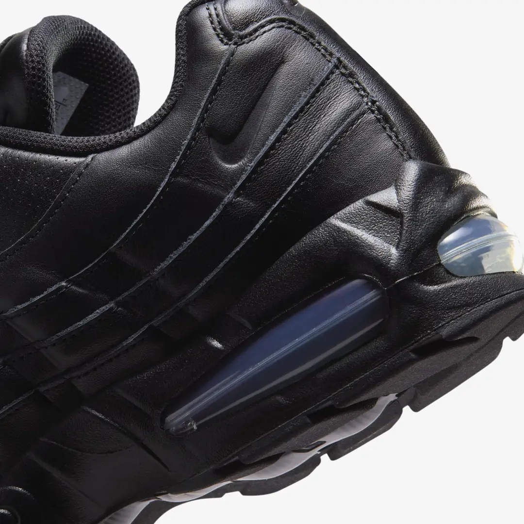 【極美品】NIKE AIRMAX 95 BIG BUBBLE トリプルブラック！ Nike Air Max 95 Big Bubble Leather 'Triple Black' - WUNDER