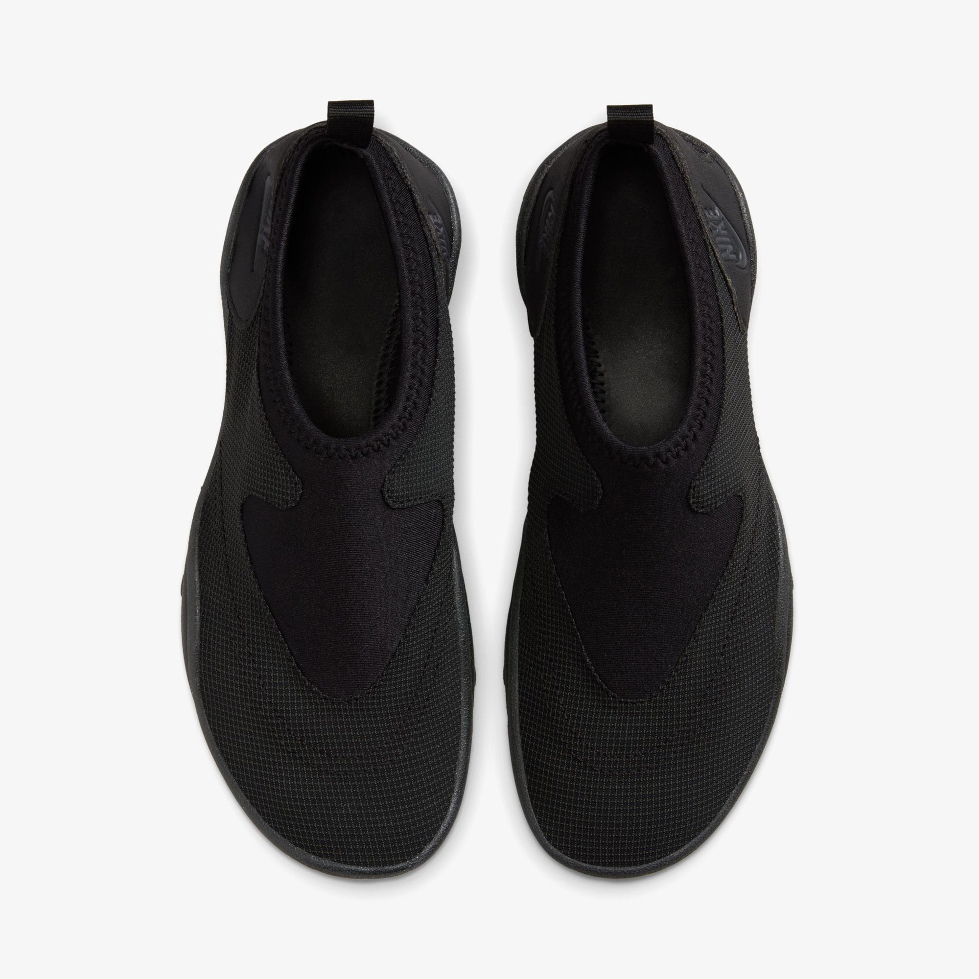 Aqua Turf 'Black Off Noir' (W)