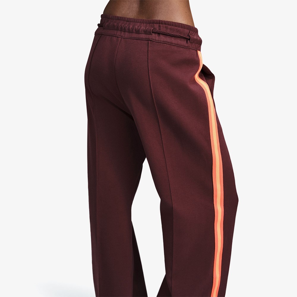 Naomi Osaka High-Waisted Loose Knit Pant 'Burgundy Crush'