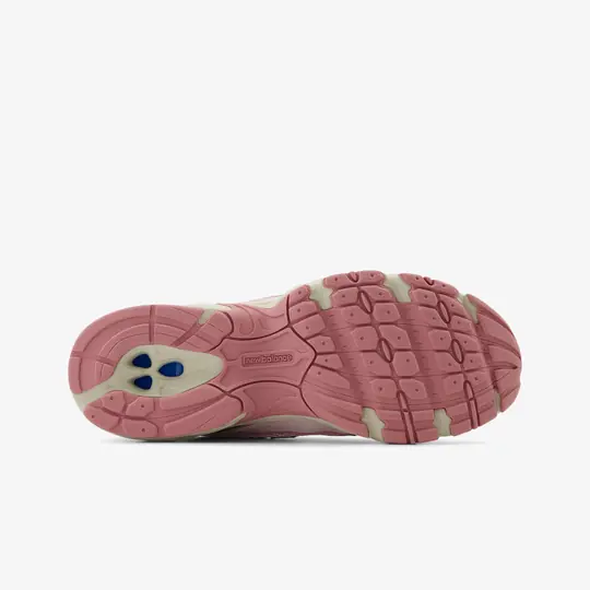 740v2 'Pink Granite' - Görsel 4