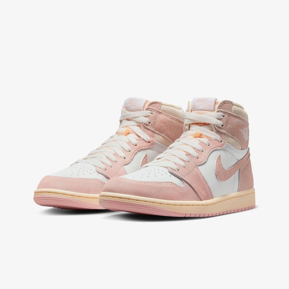 Jordan retro cheap pink and white