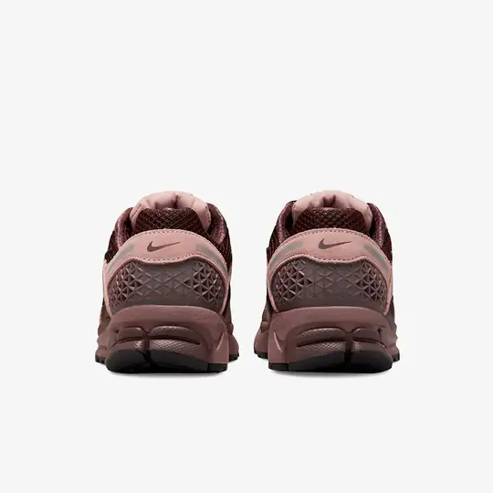 Zoom Vomero 5 'Plum Eclipse' (W) - Görsel 5