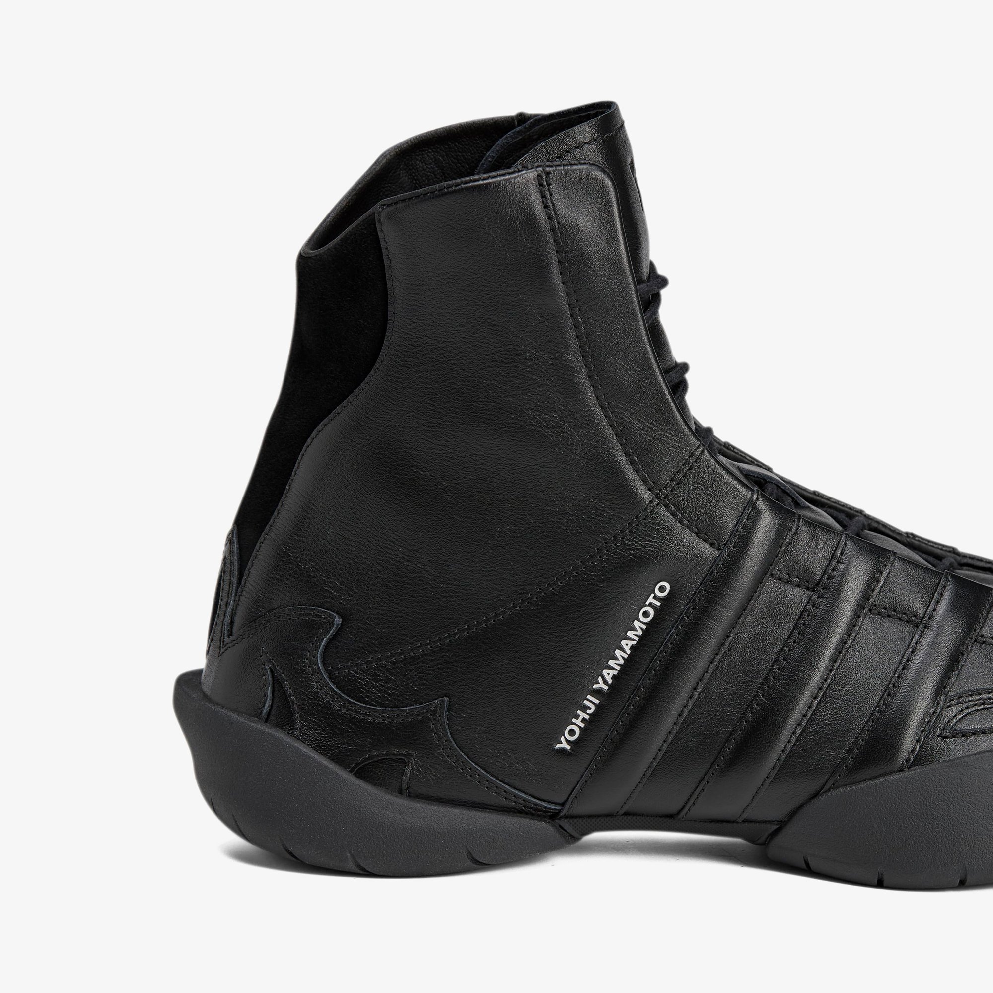 Regu 2002 Hi 'Black'
