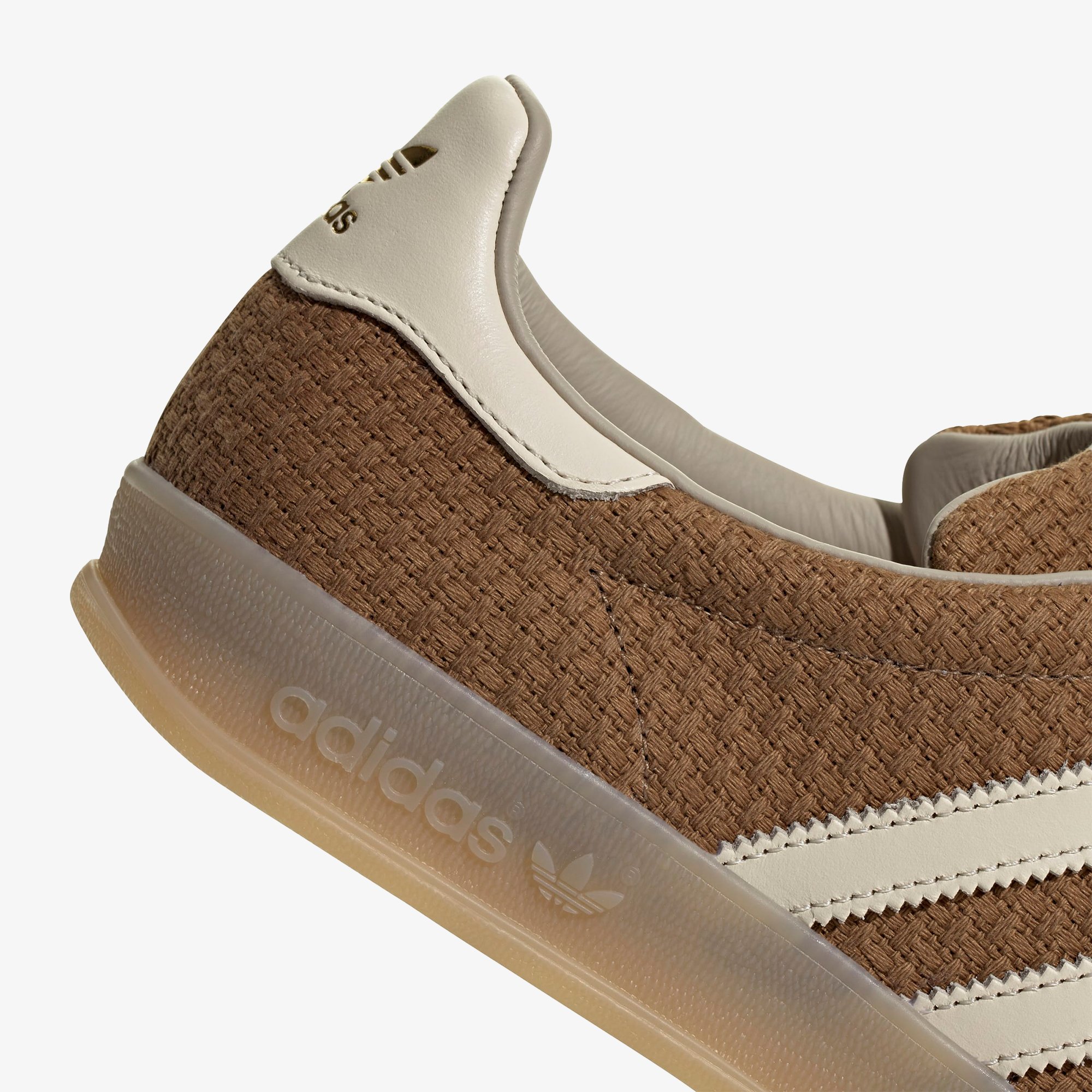 Gazelle Indoor 'Brown Desert'