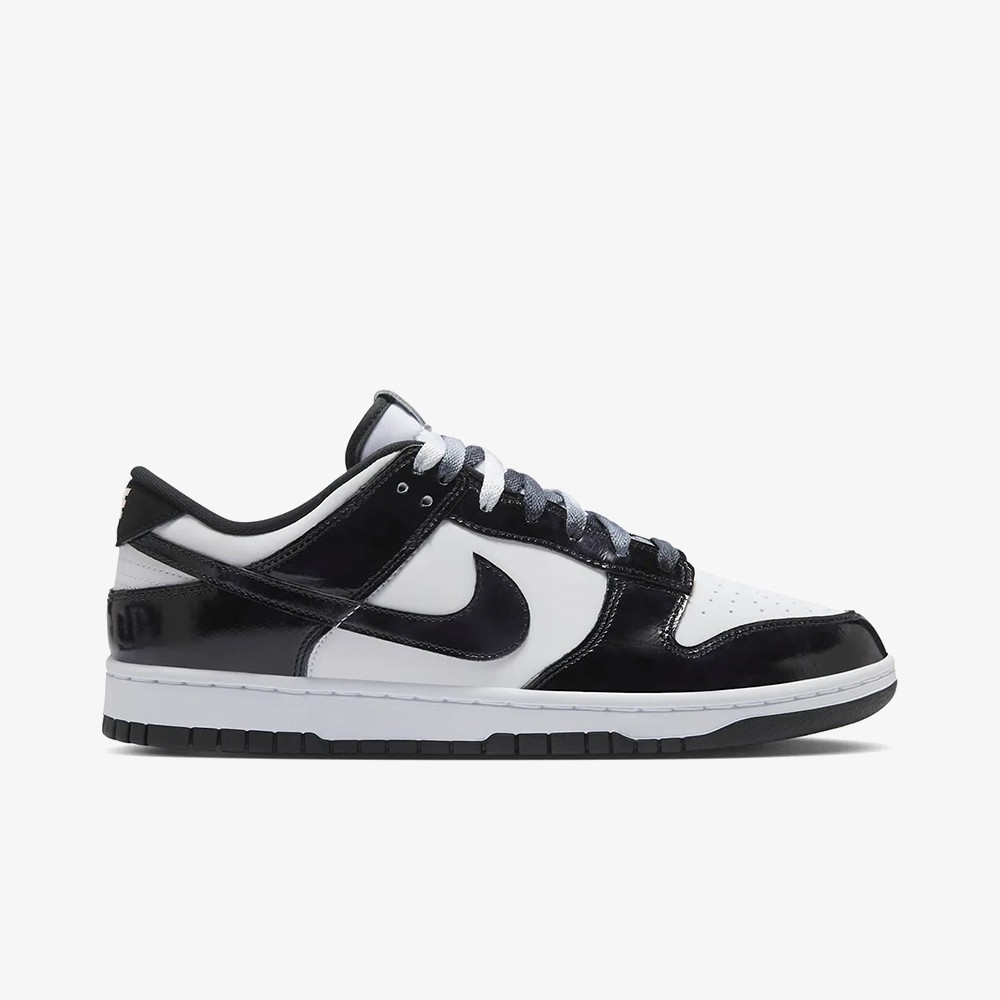 Dunk Low SE 'Panda'