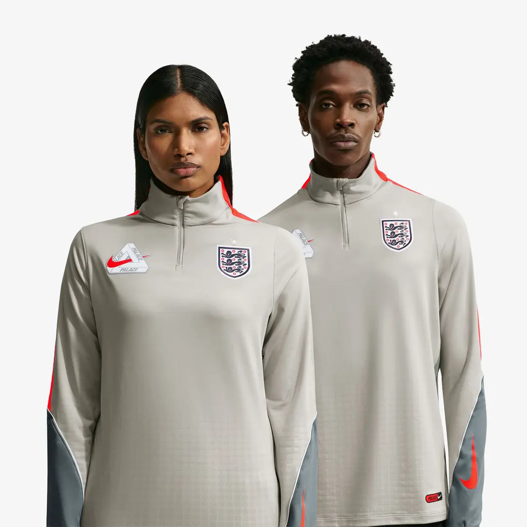 Nike Giyim Koleksiyonu - WUNDER