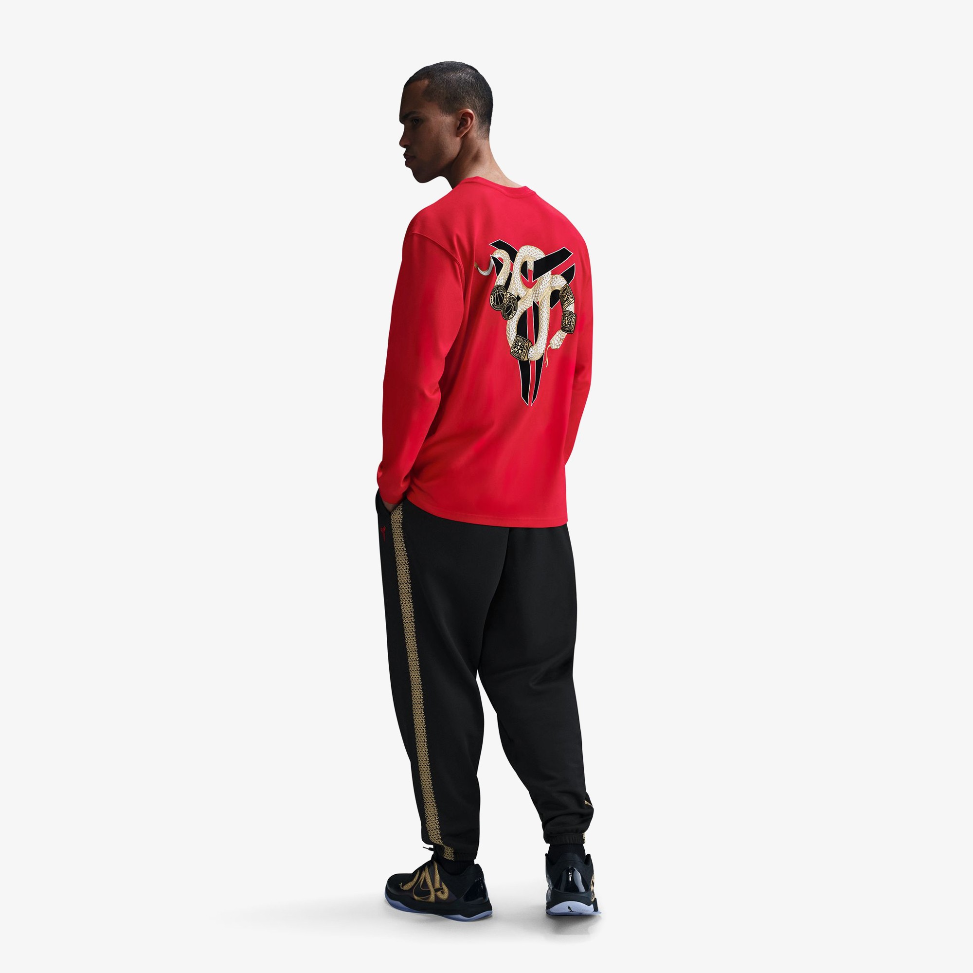 Kobe Year Of Mamba Max90 Long-Sleeve T-Shirt 'University Red'
