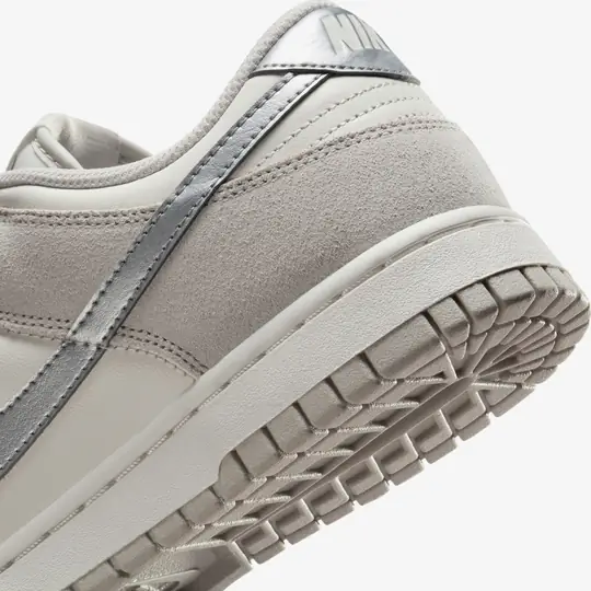 Dunk Low 'Silver Swoosh' - Görsel 9