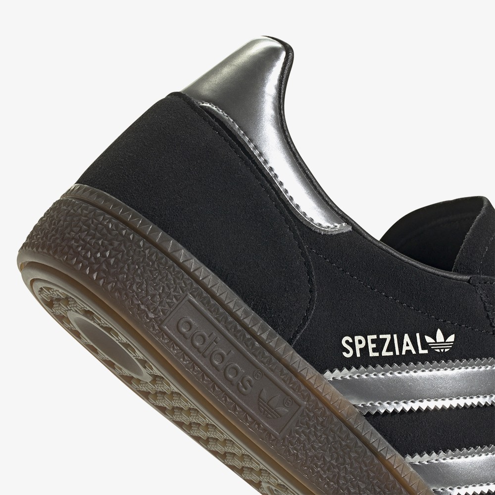 Handball Spezial 'Metallic Gum'