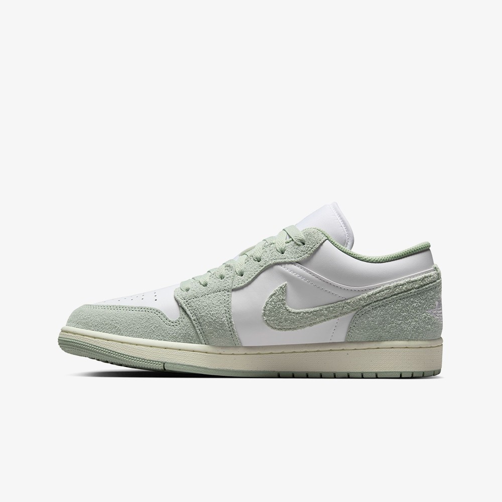 Air Jordan 1 Low SE 'Seafoam'