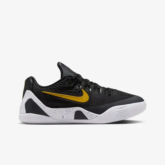 Kobe 9 EM Low TB 'Black University Gold' (GS) - Görsel 2