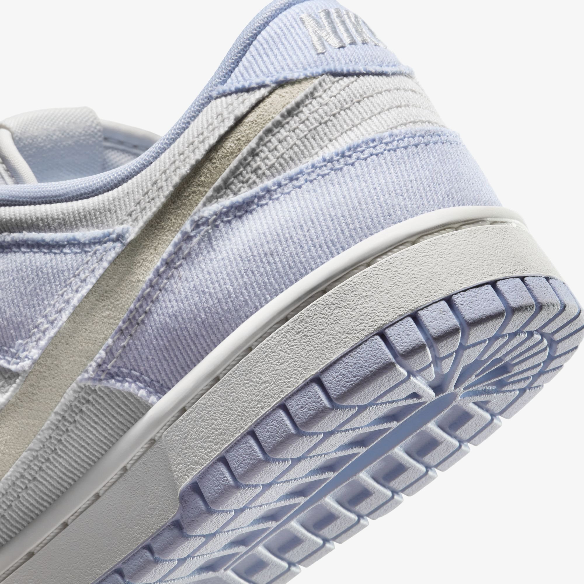 Dunk Low 'Ghost Denim' (W)