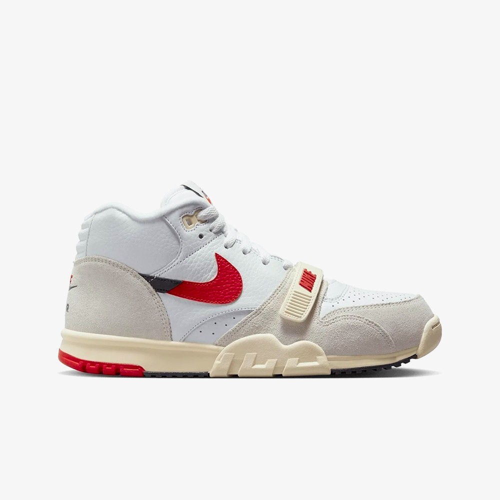 Air Trainer 1 'Split Chicago'