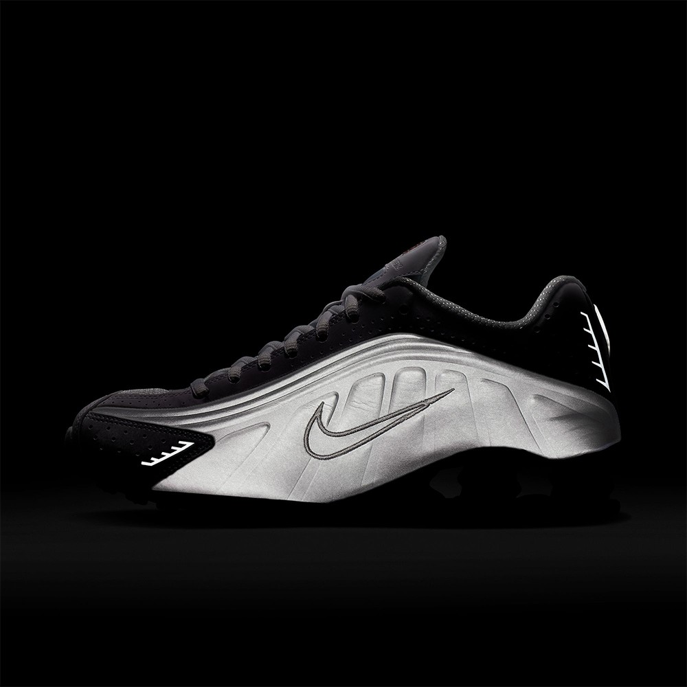 Shox R4 'White Metallic Silver'