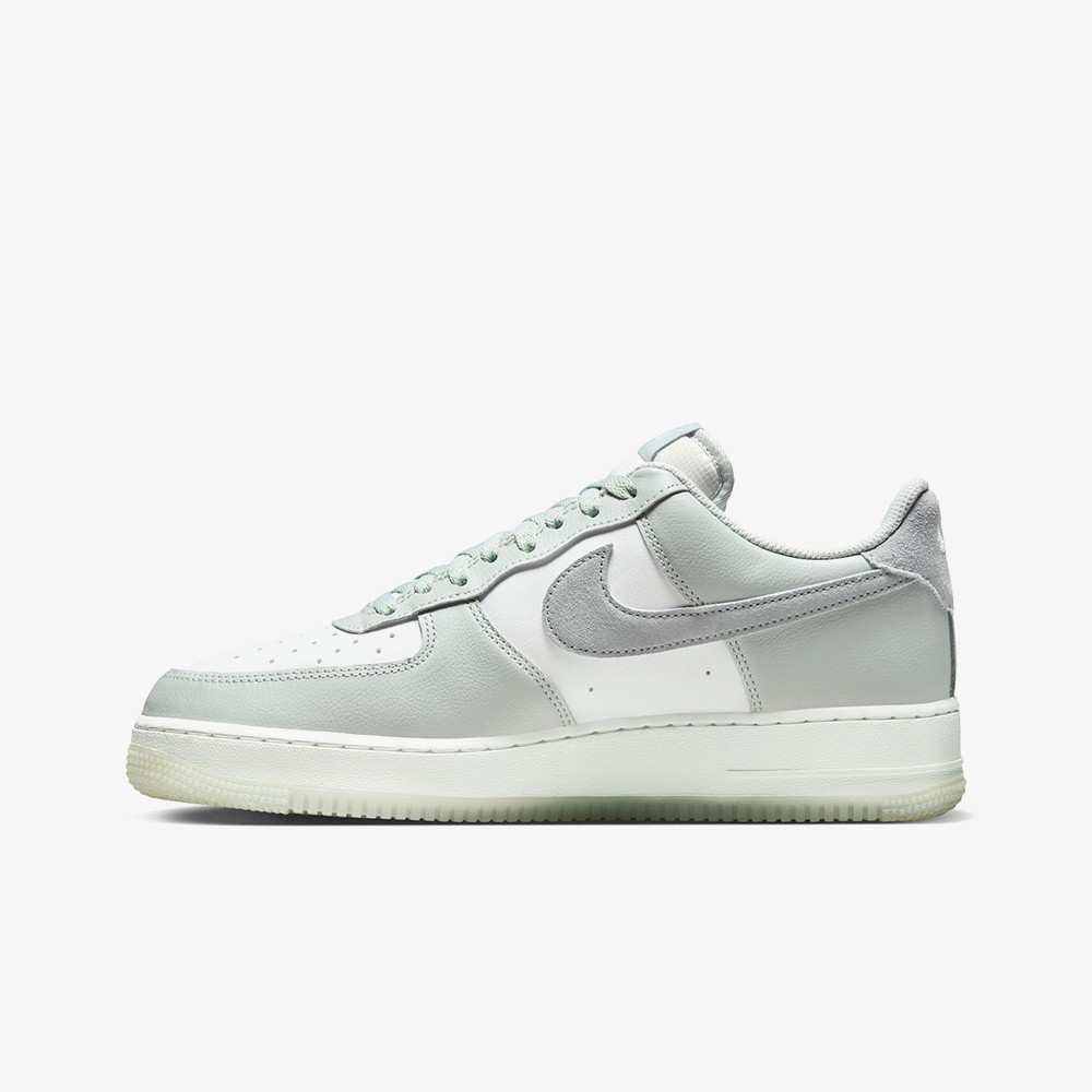 Air Force 1 '07 LV8 'Light Grey'