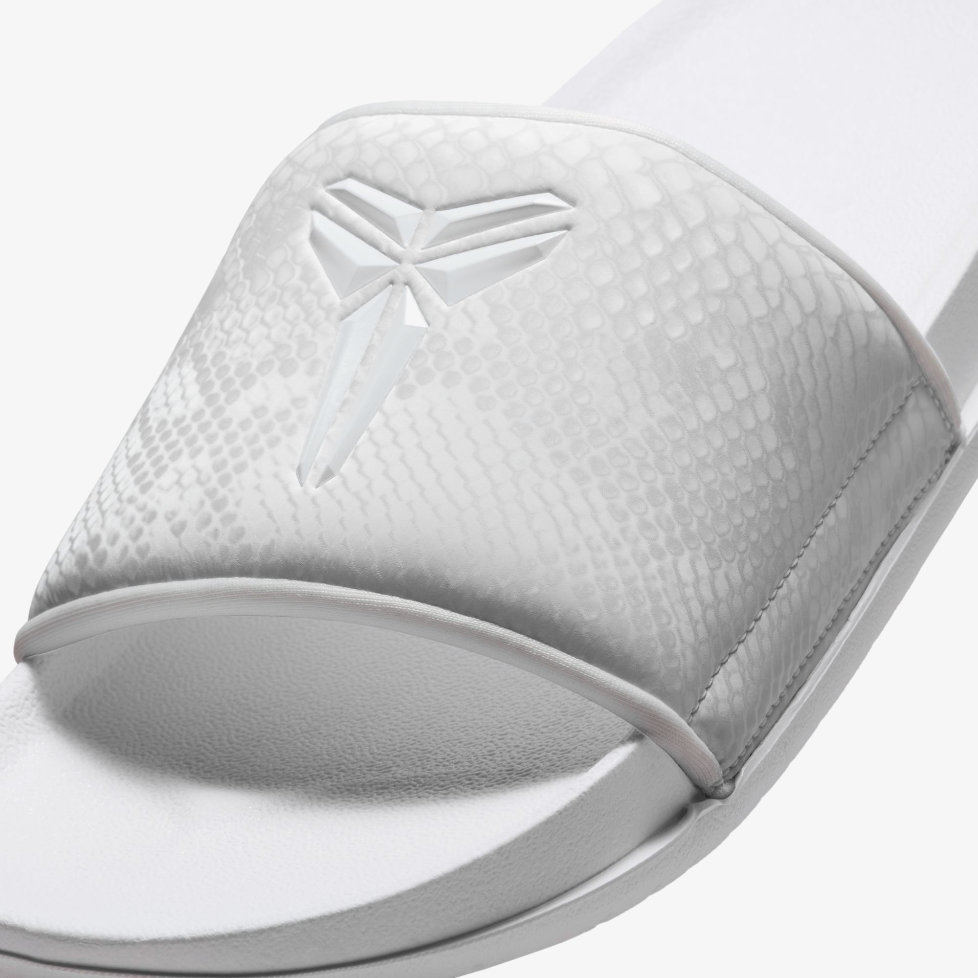Kobe Offcourt Slide 'White'