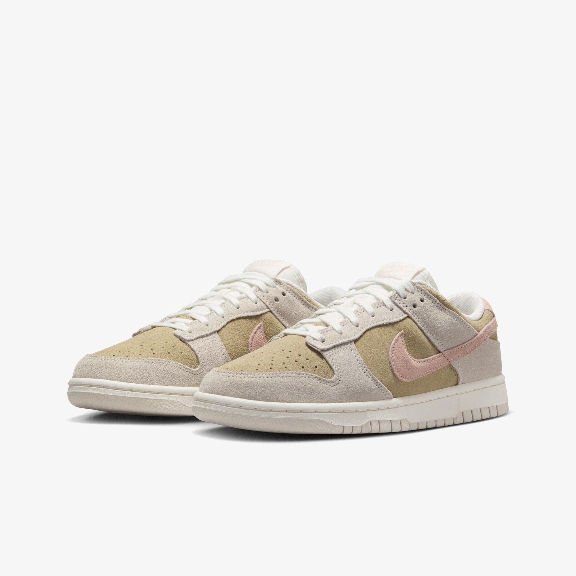 Dunk Low 'Phantom Washed Coral' (W)