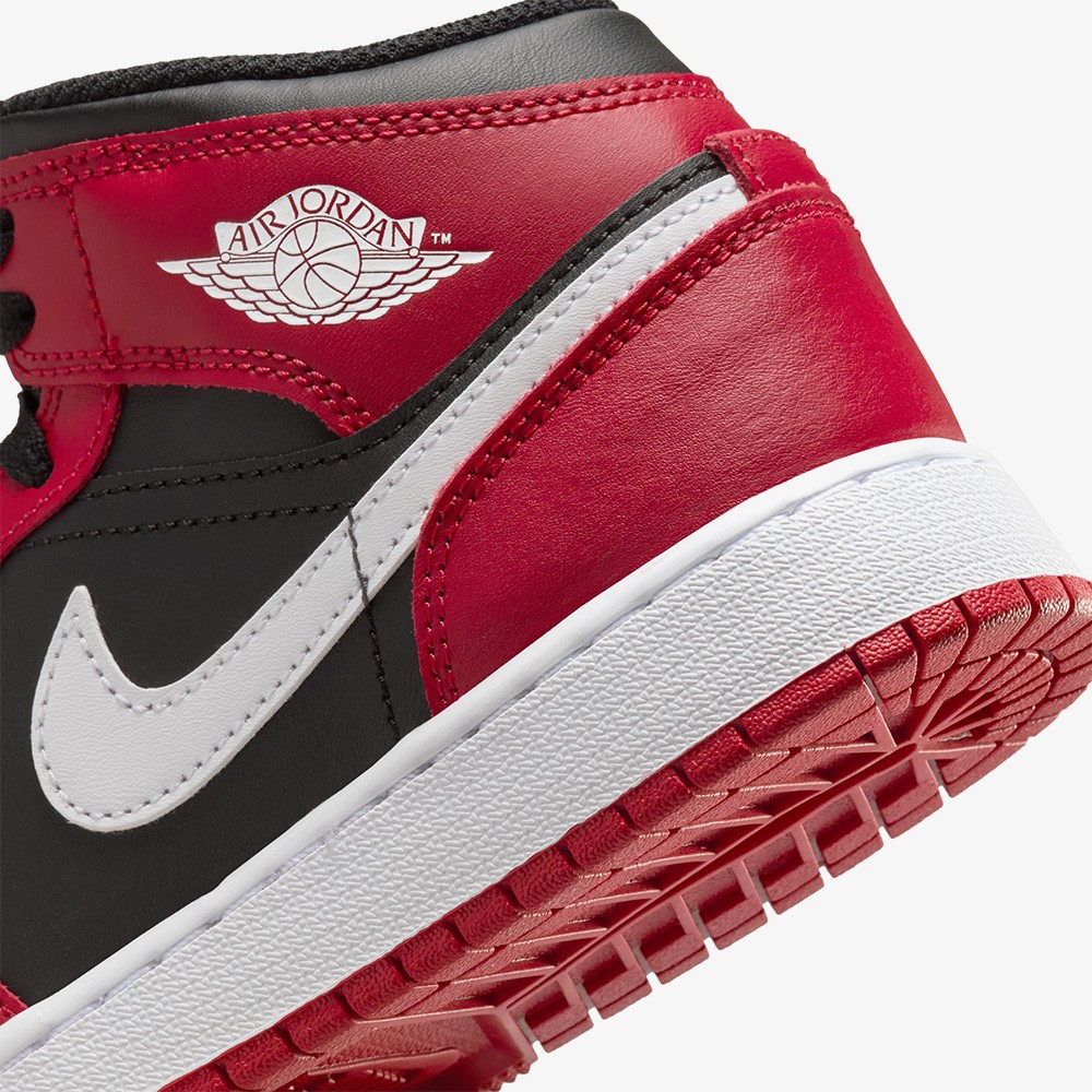 Air jordan 1 mid black white noble red best sale