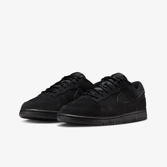 Dunk Low Retro SE 'Triple Black' - Görsel 5