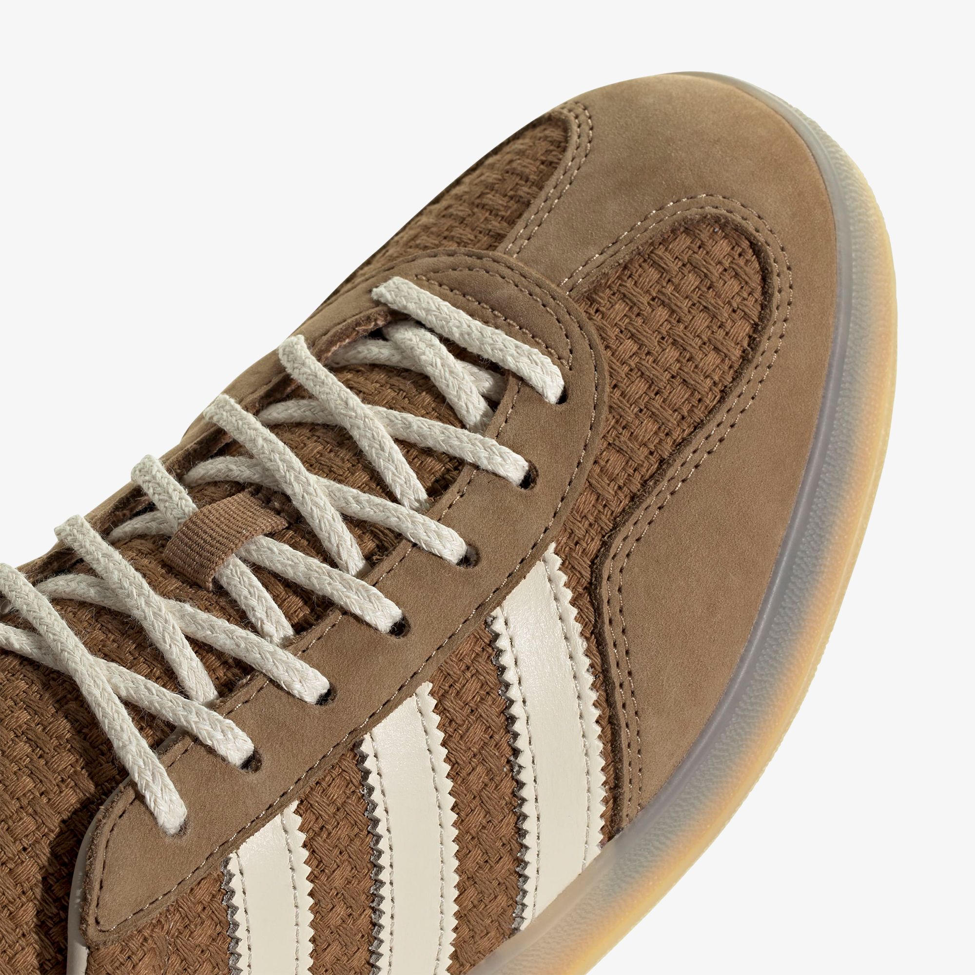 Gazelle Indoor 'Brown Desert'
