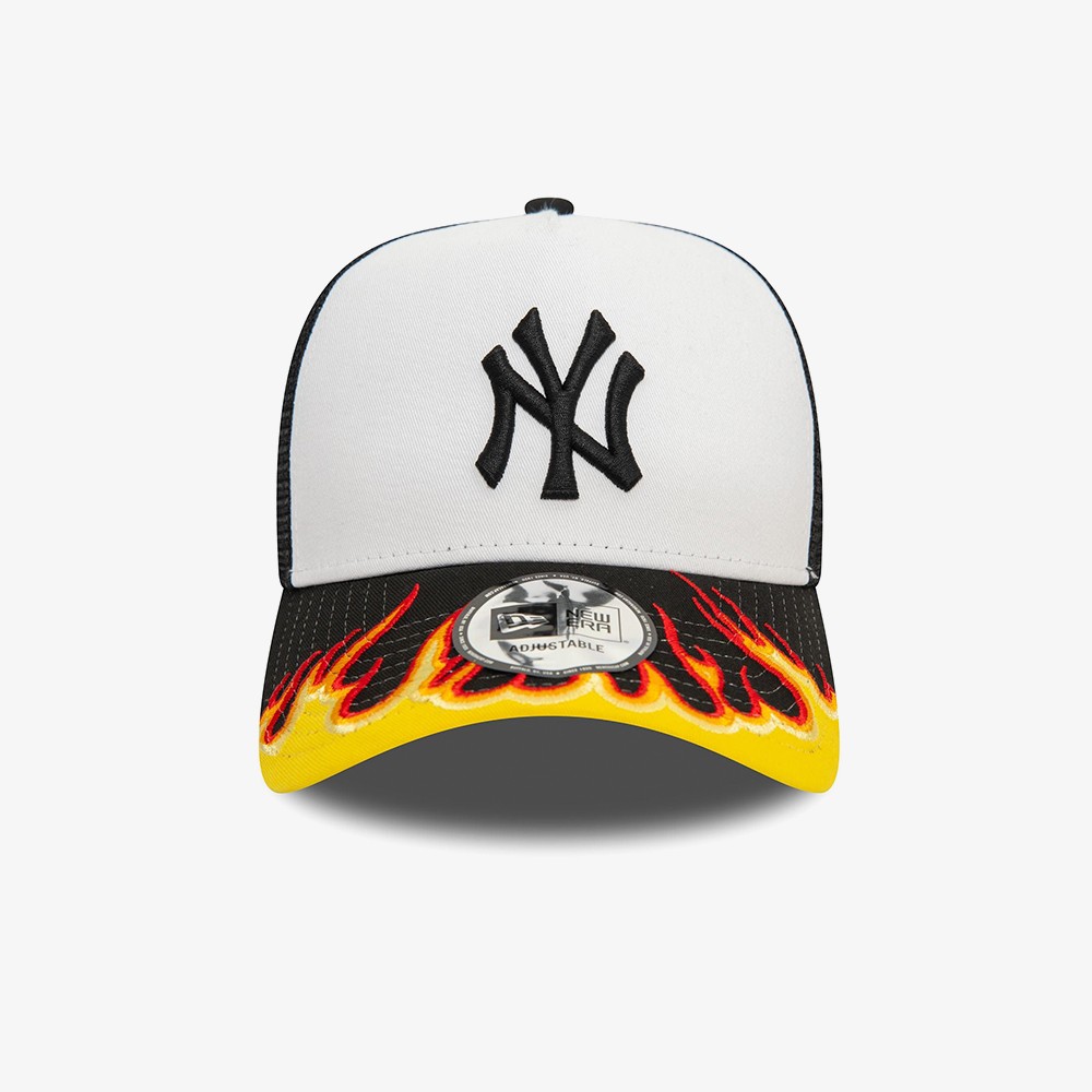 New York Yankees MLB Flame 9FORTY E-Frame Adjustable Trucker Cap 'Black'