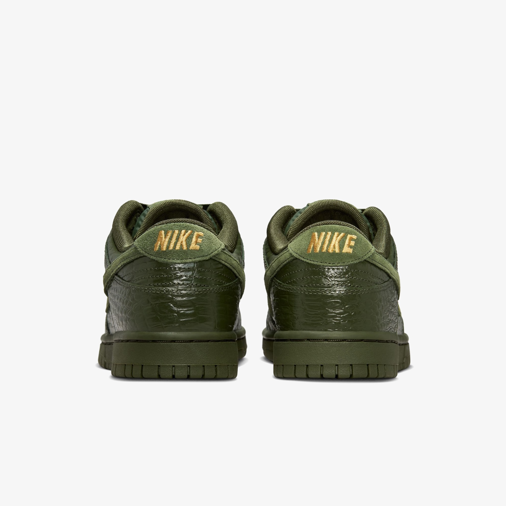 Dunk Low 'Crocodile' (W)