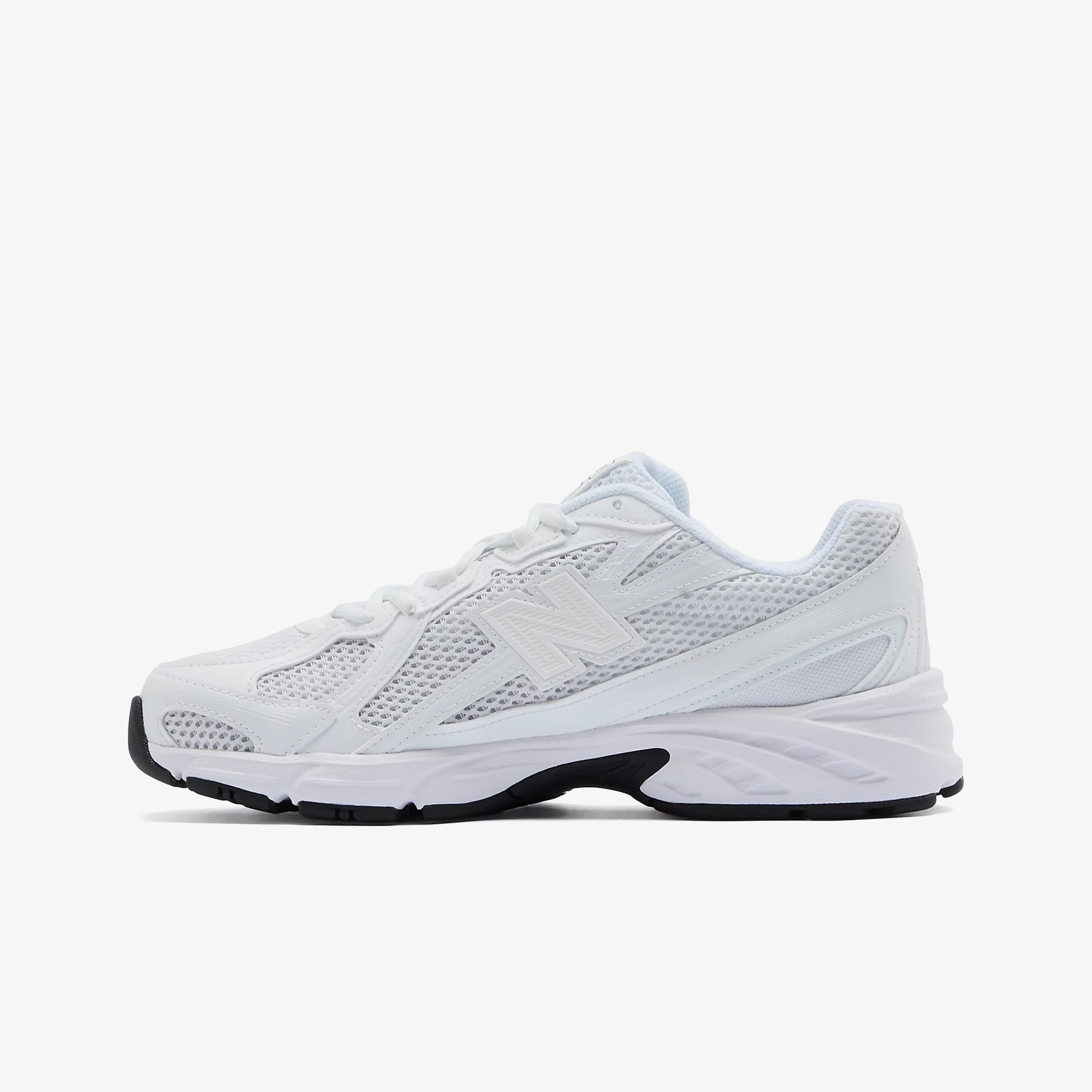 740 'Triple White'