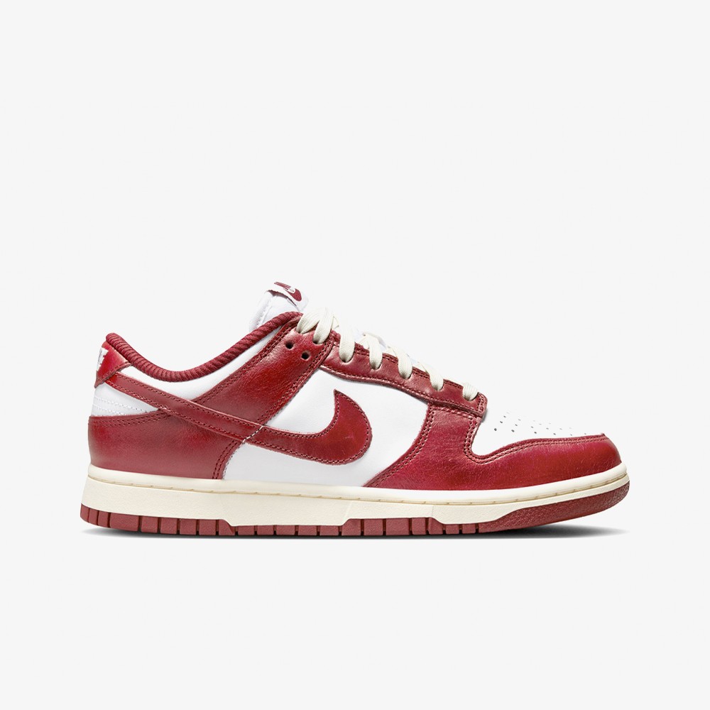 Dunk Low PRM 'Team Red' (W)