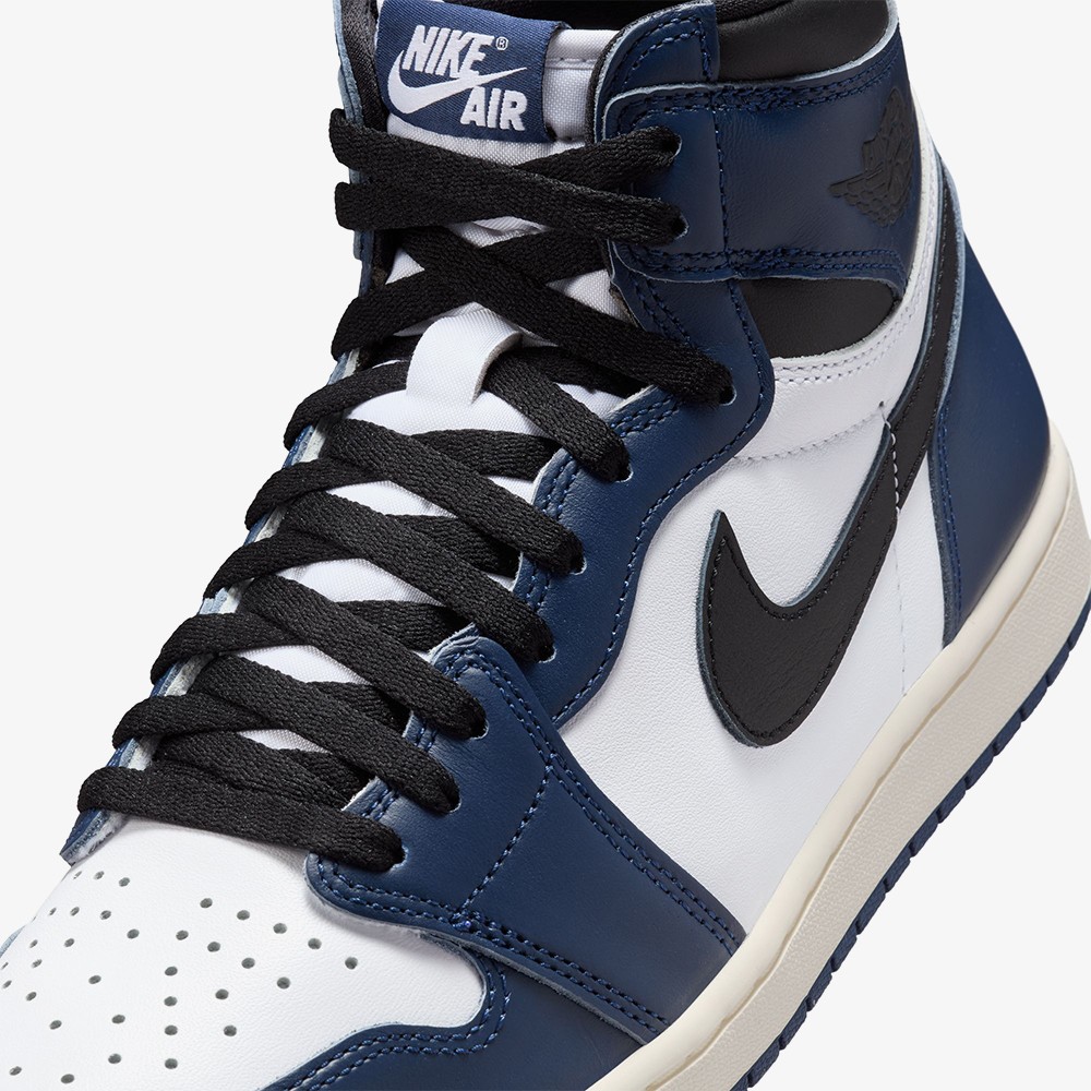 Air Jordan 1 Retro High OG 'Midnight Navy'