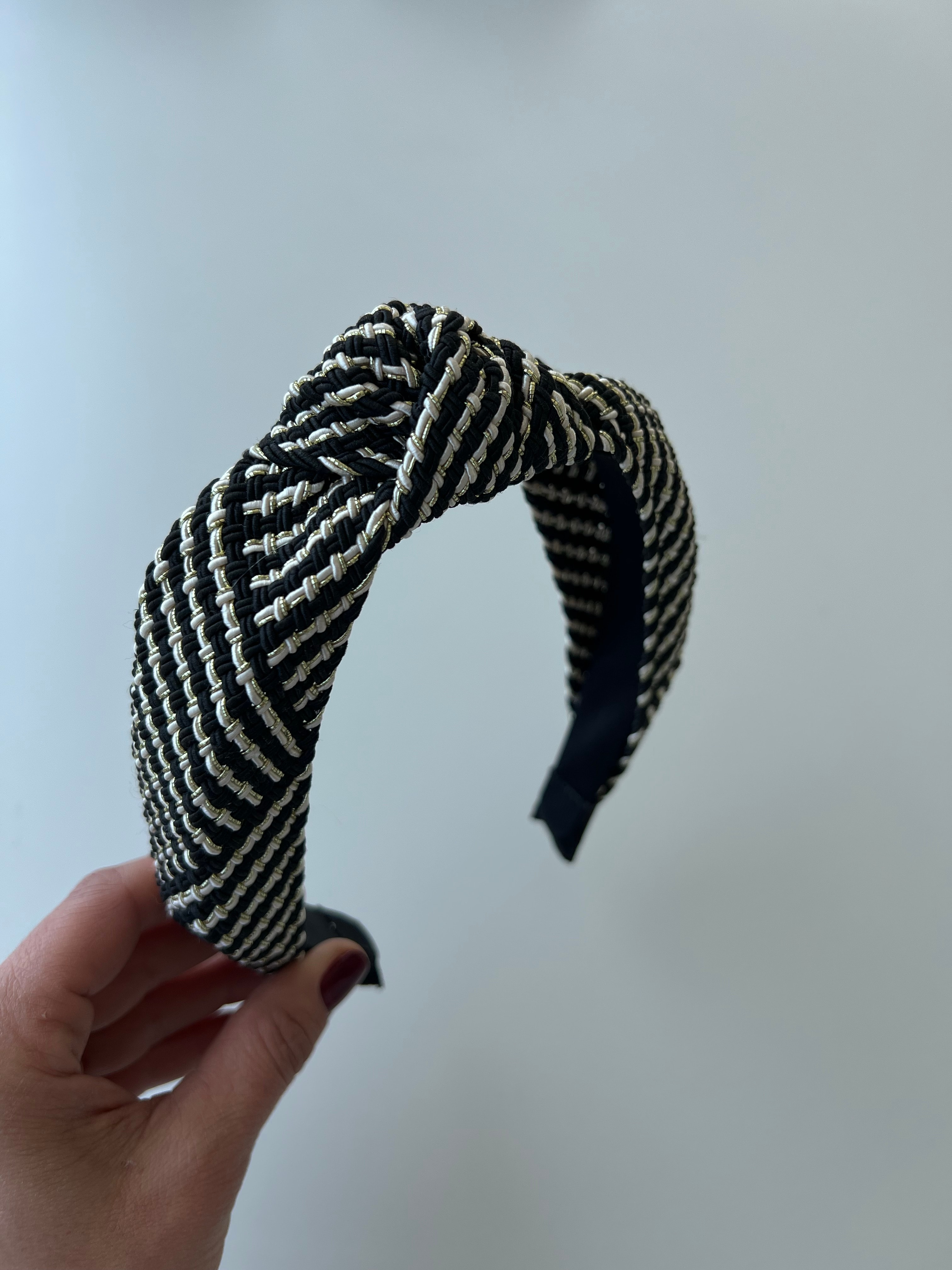 Lurex ip düğümlü taç
