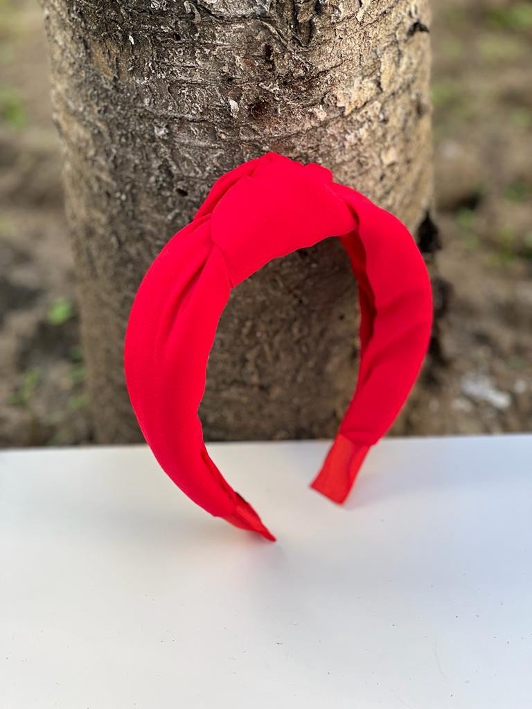 Narçiçeği Kırmızı Burgu Taç saç tacı image