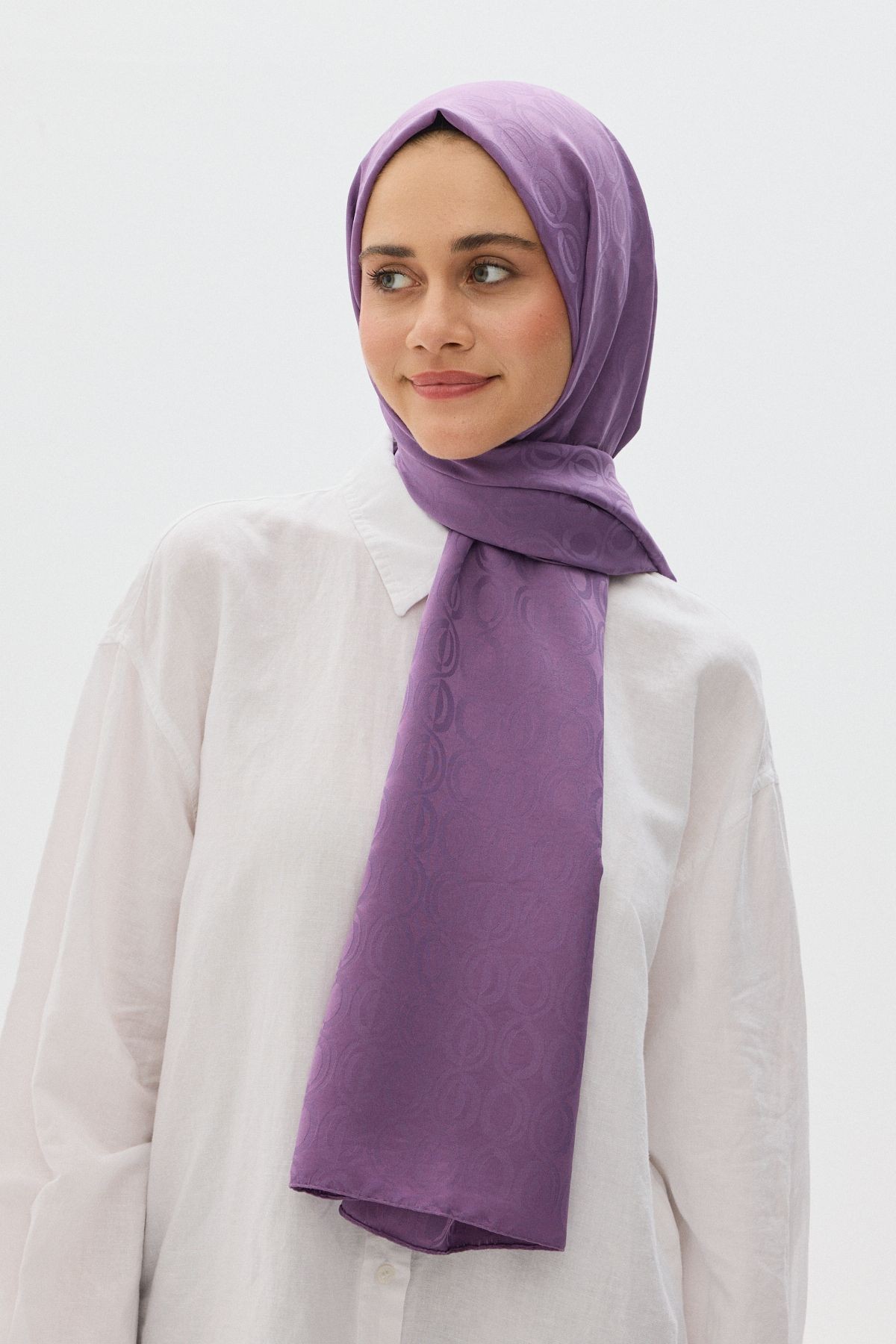 Becca Desen Parlak Jakar Şal