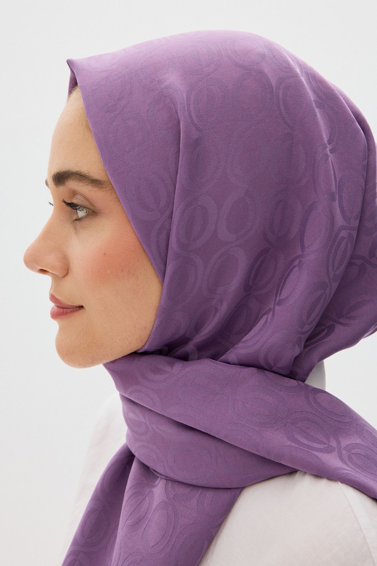 Becca Desen Parlak Jakar Şal