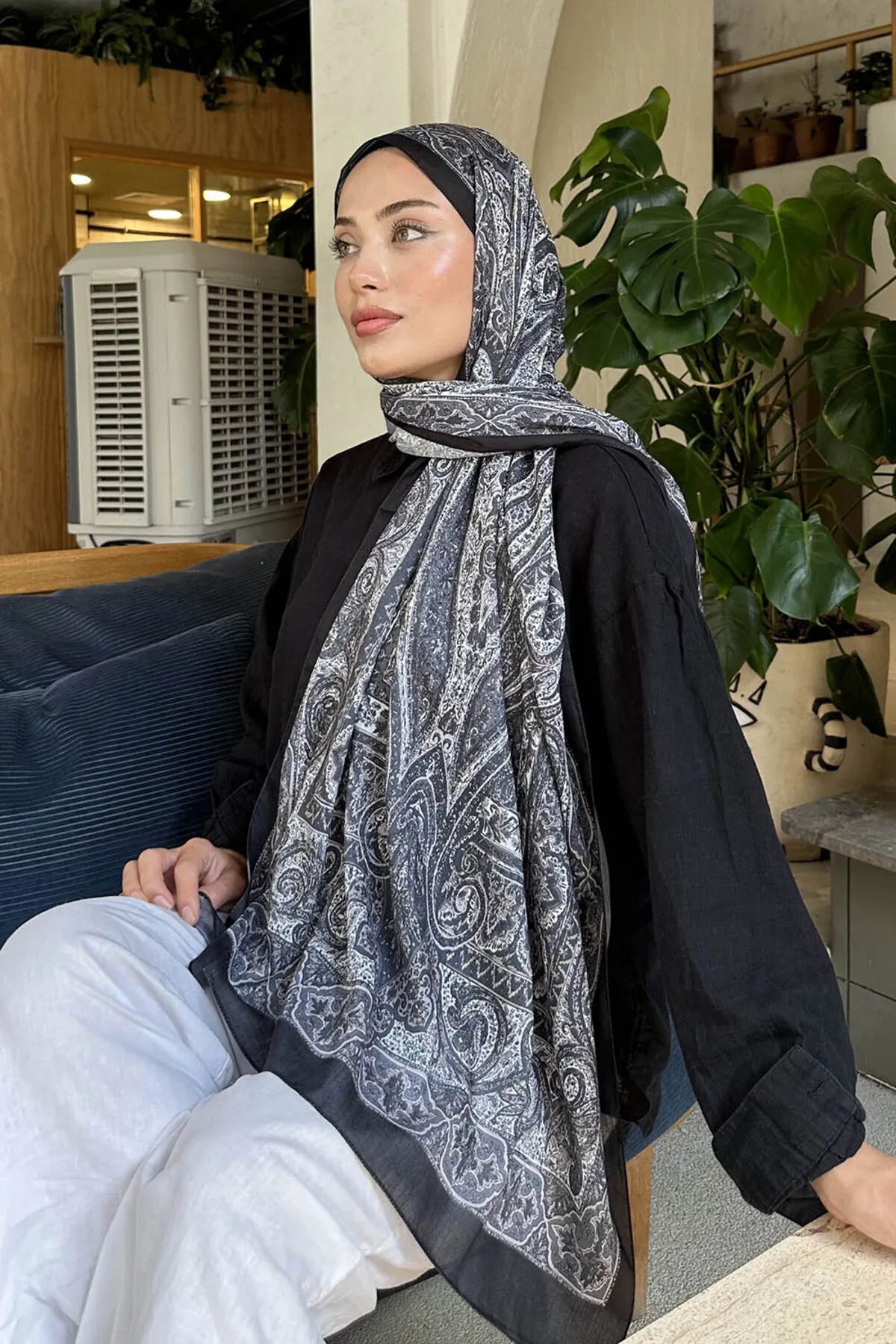 Retro Desen Ipeksi Jakar Şal