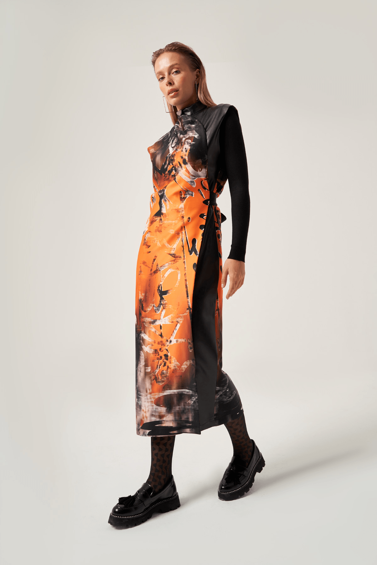 Desenli Kolsuz Elbise 2829