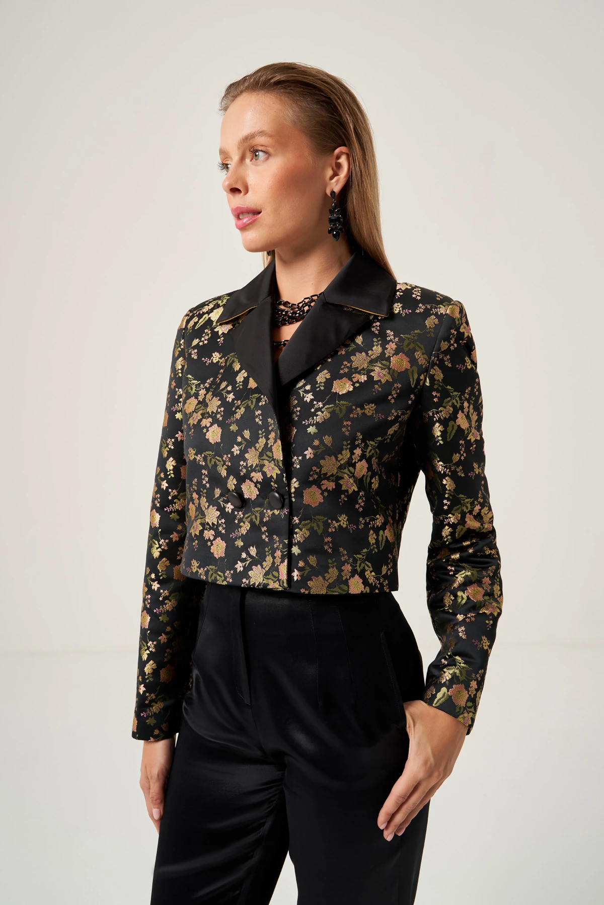 Çiçek Desenli Jakar Ceket 6810