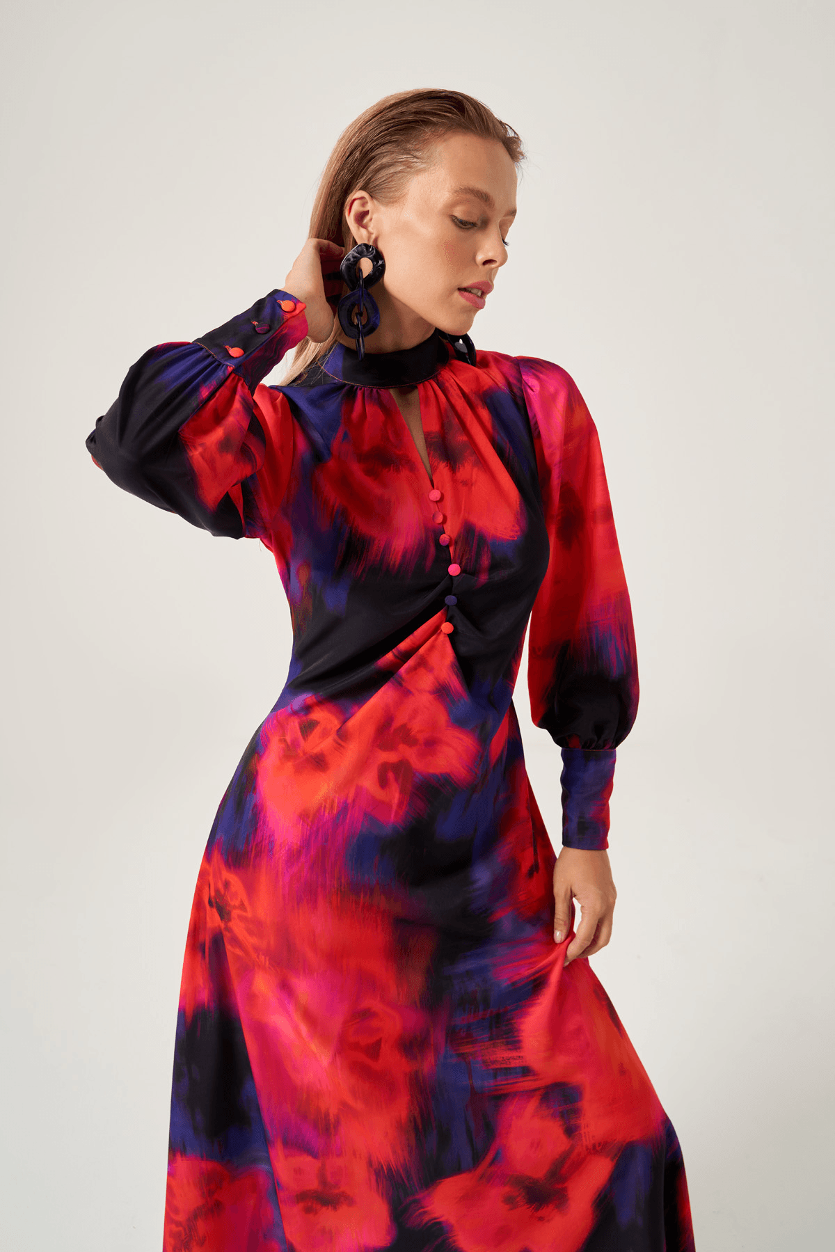 Batik Desenli Düğmeli Elbise 2802