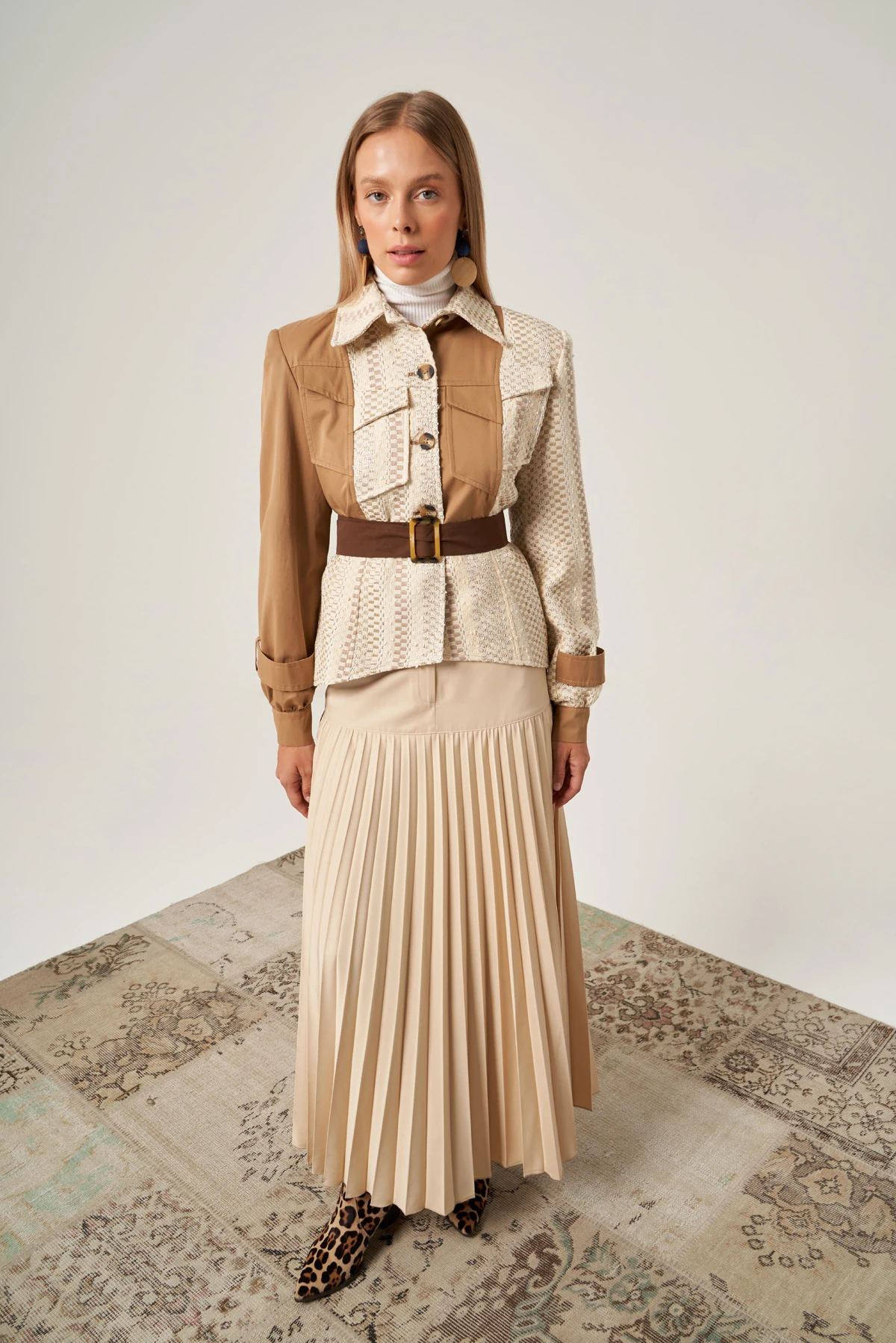 Kemerli Kısa Ceket 6811