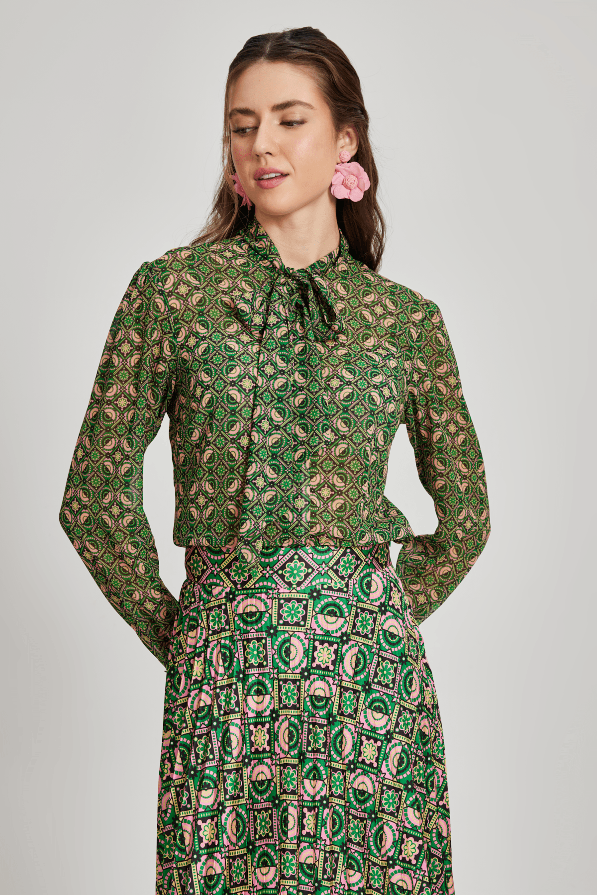 Retro Patterned Chiffon Blouse 3110