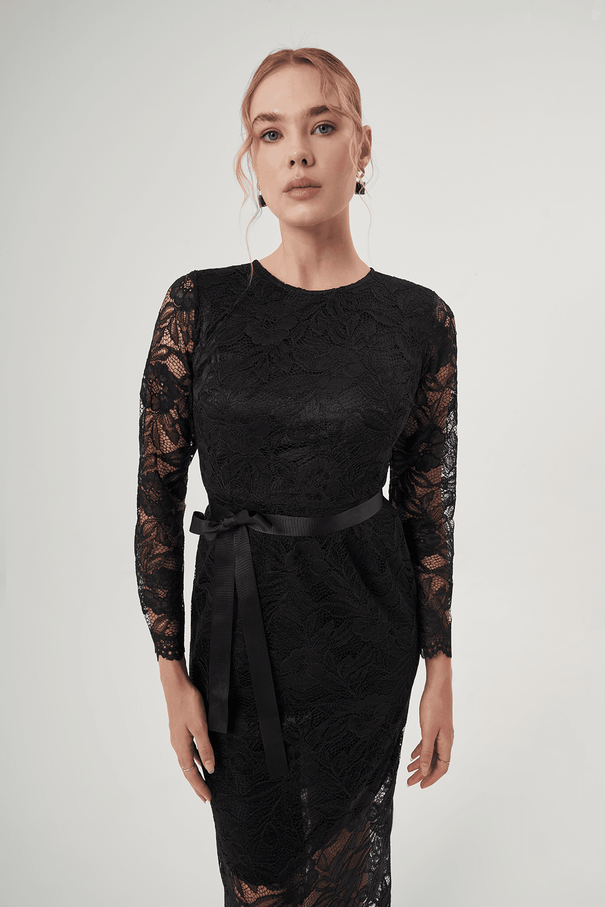 Kuşak Detaylı Dantel Elbise 2939