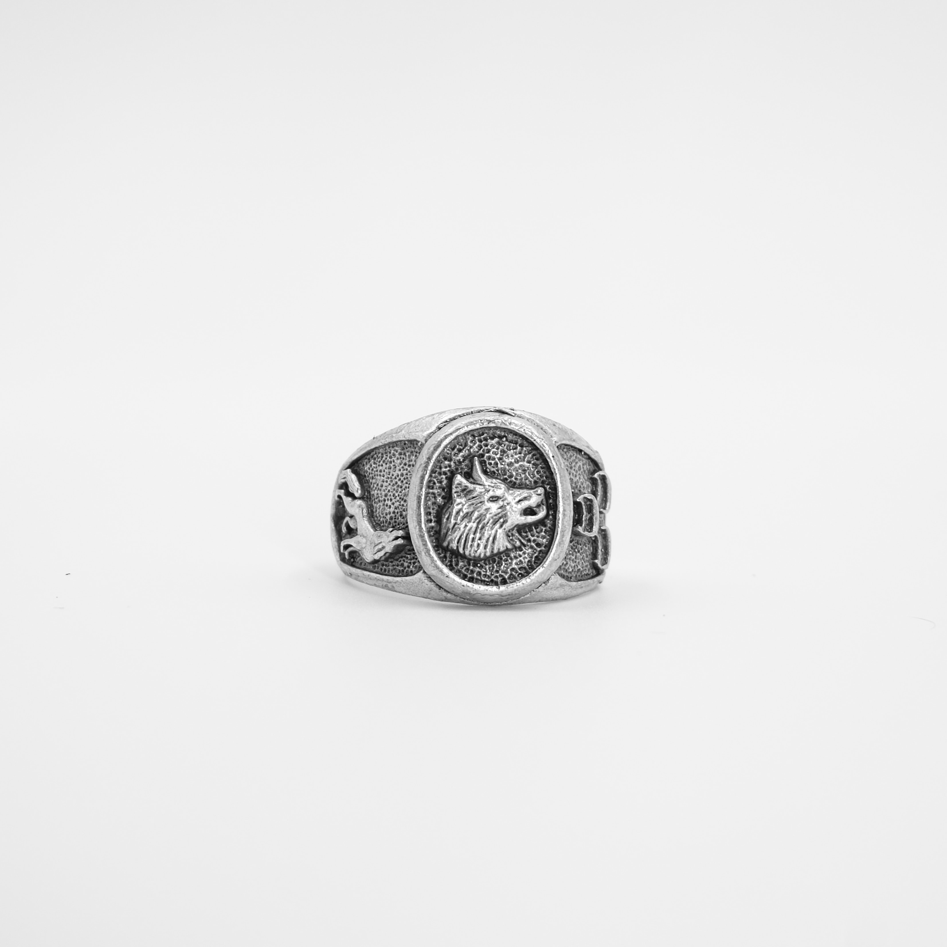 N3 WOLF SILVER main variant image