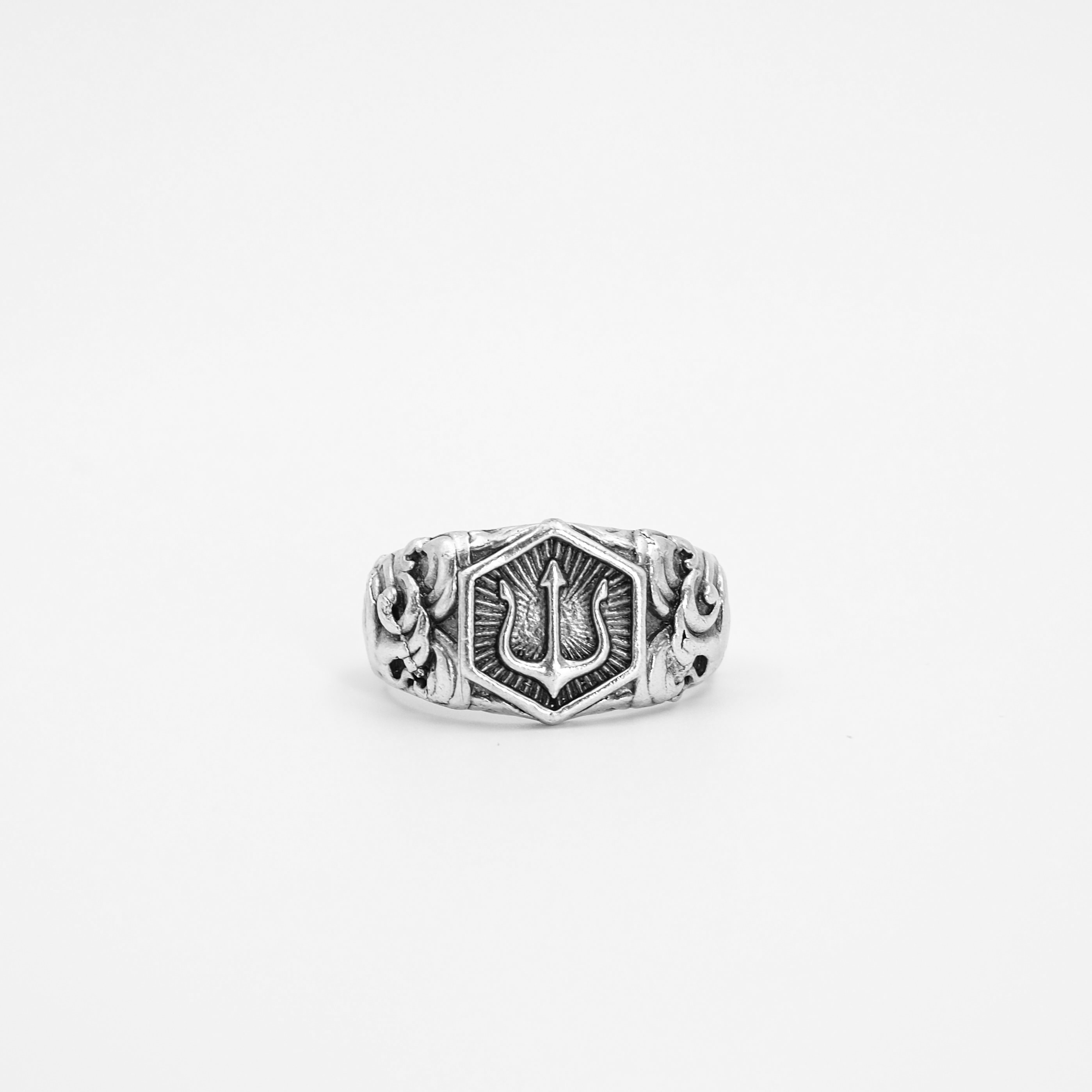 N3 TRIDENT SILVER main variant image