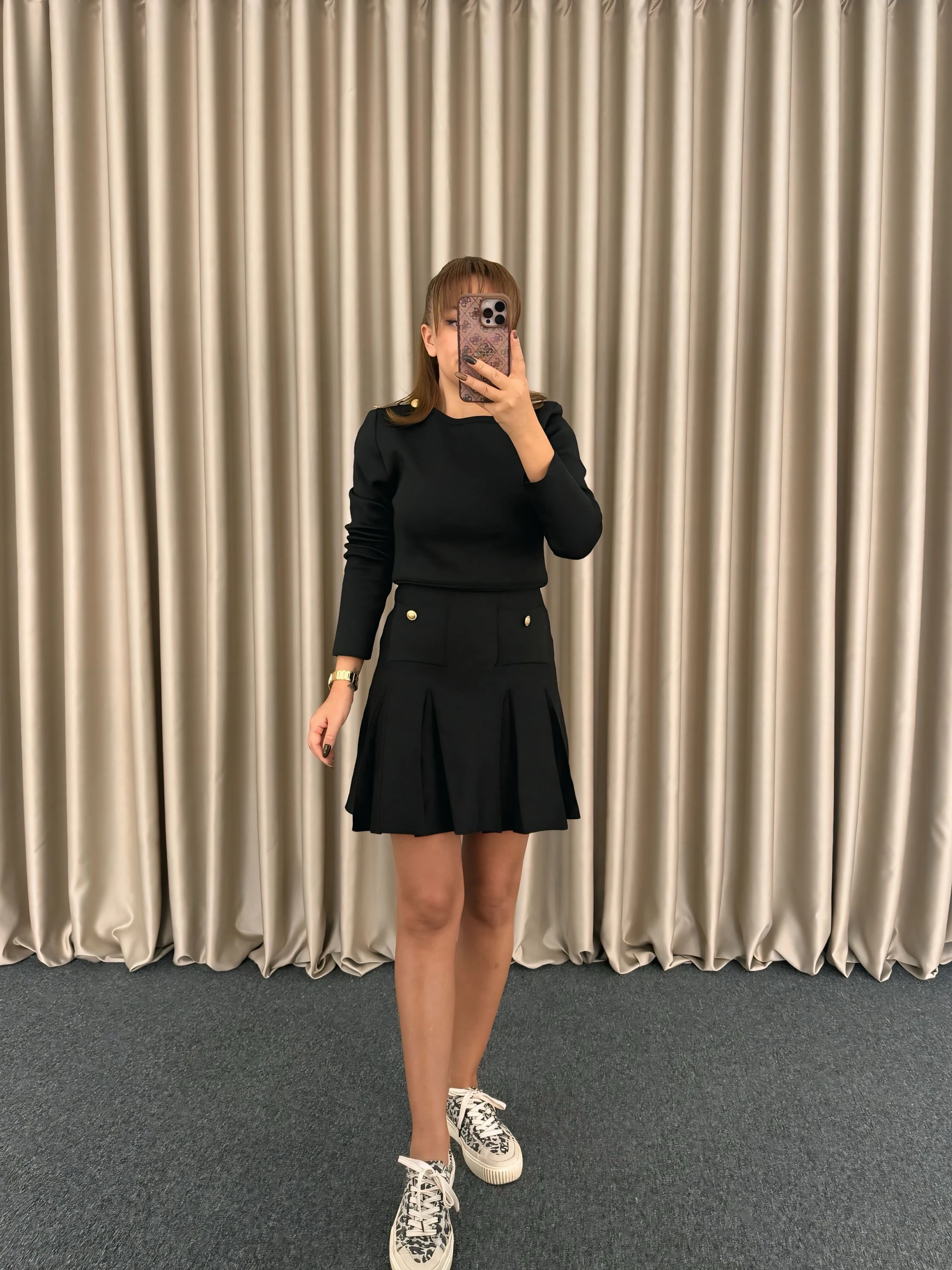 Siyah Mini Triko Elbise