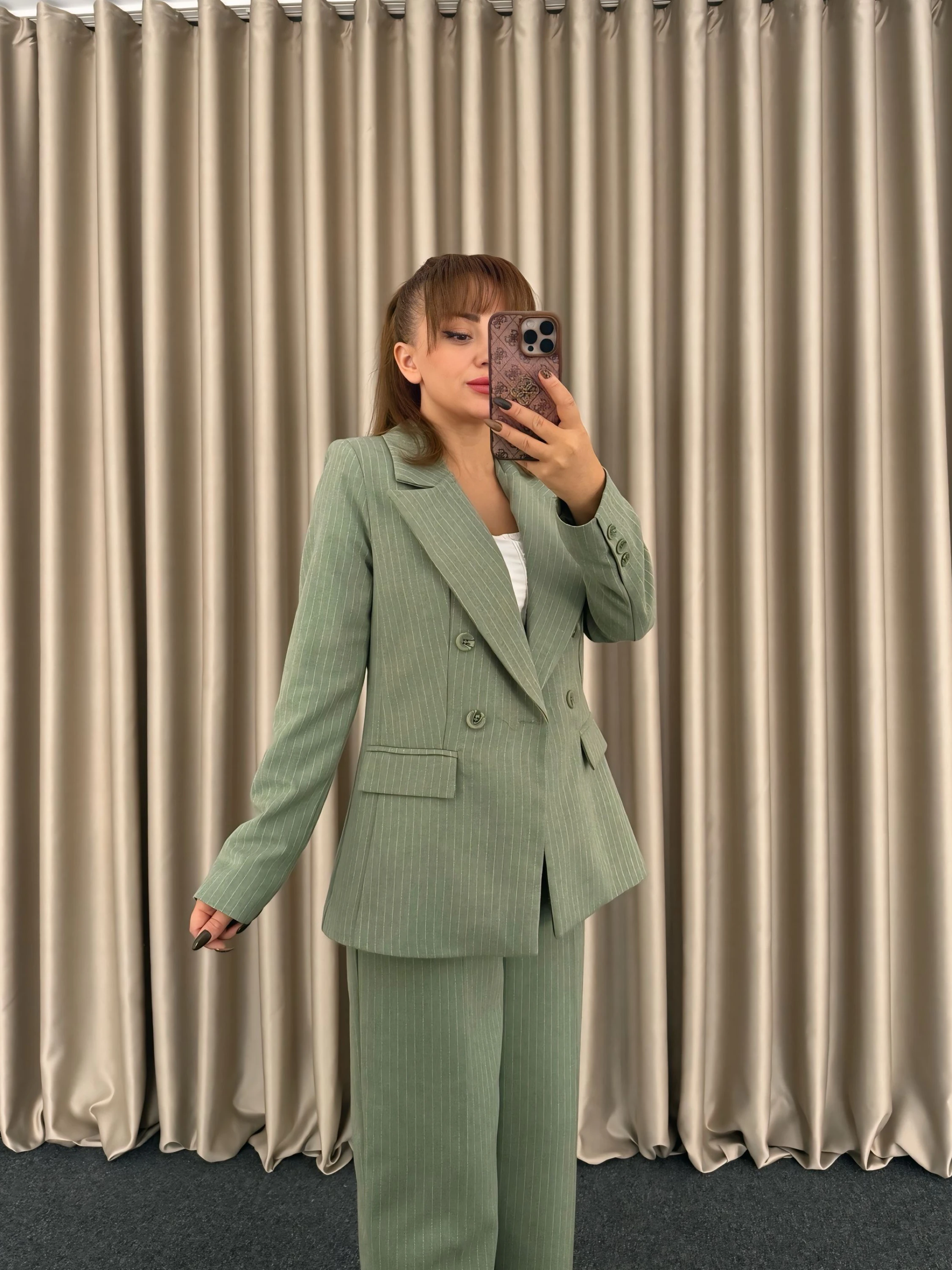 Yeşil Beyaz Çizgili Premium Takım