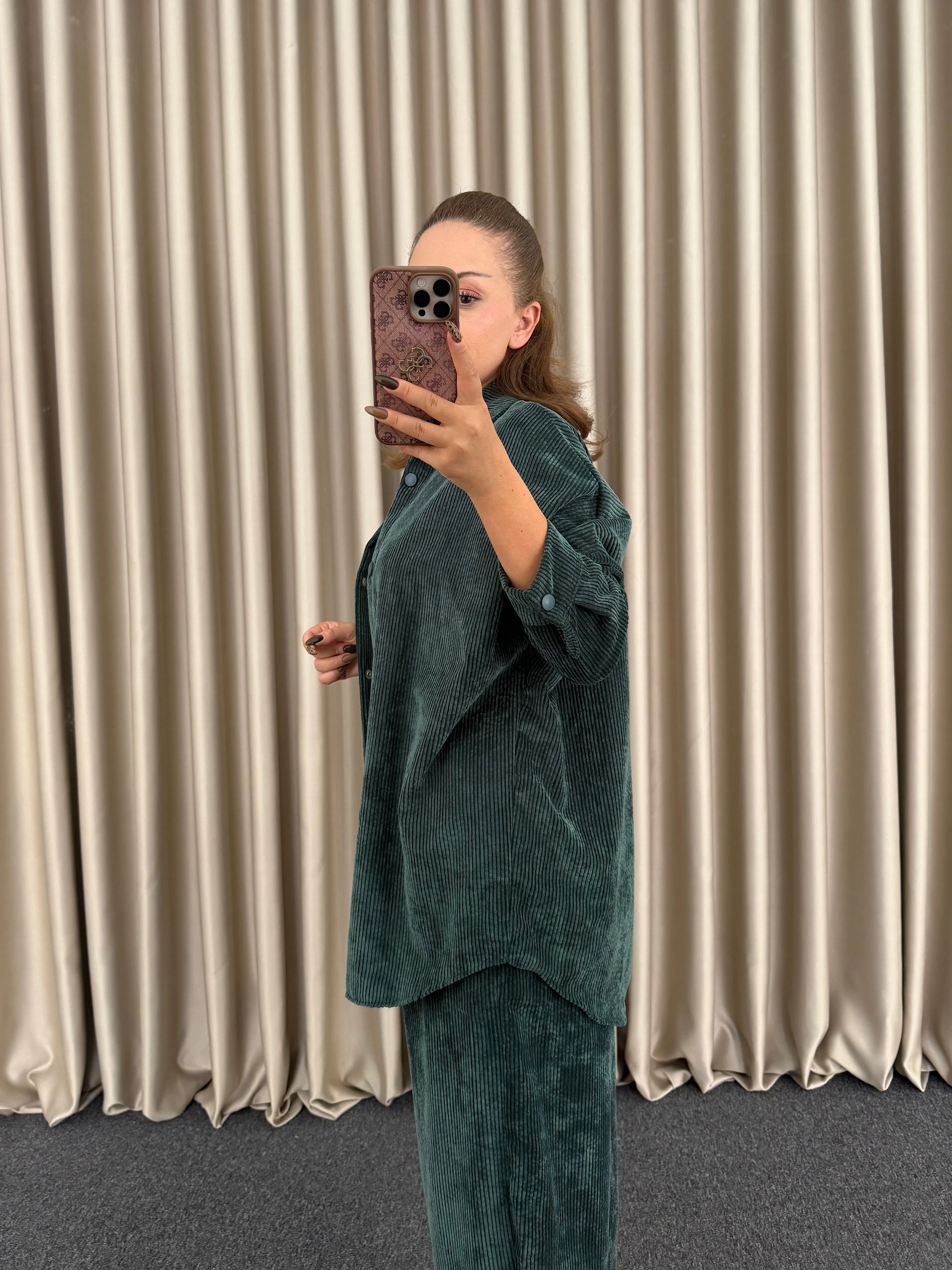 Kadife Zümrüt Gömlek