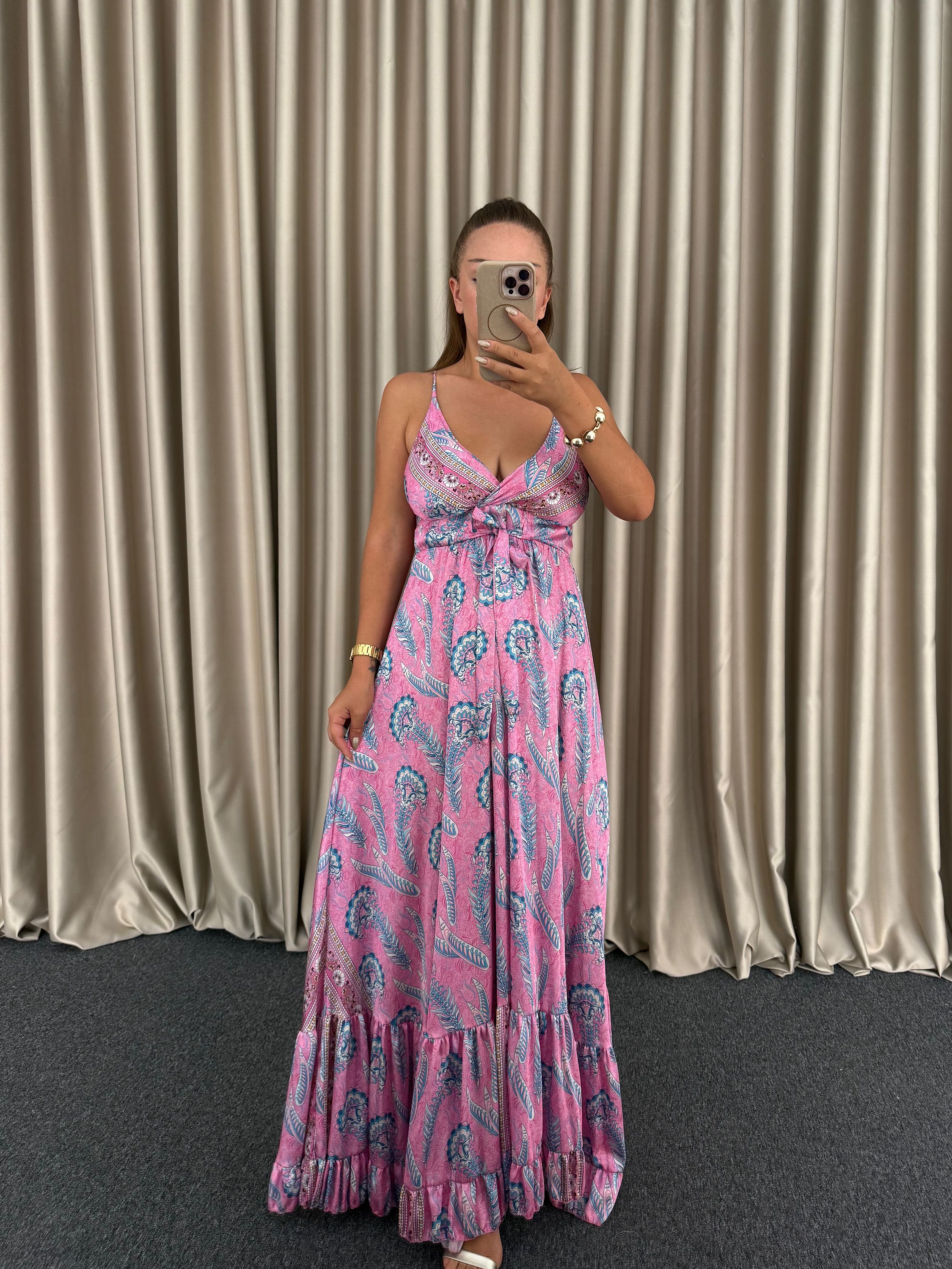 Pembe İpek Saten Elbise