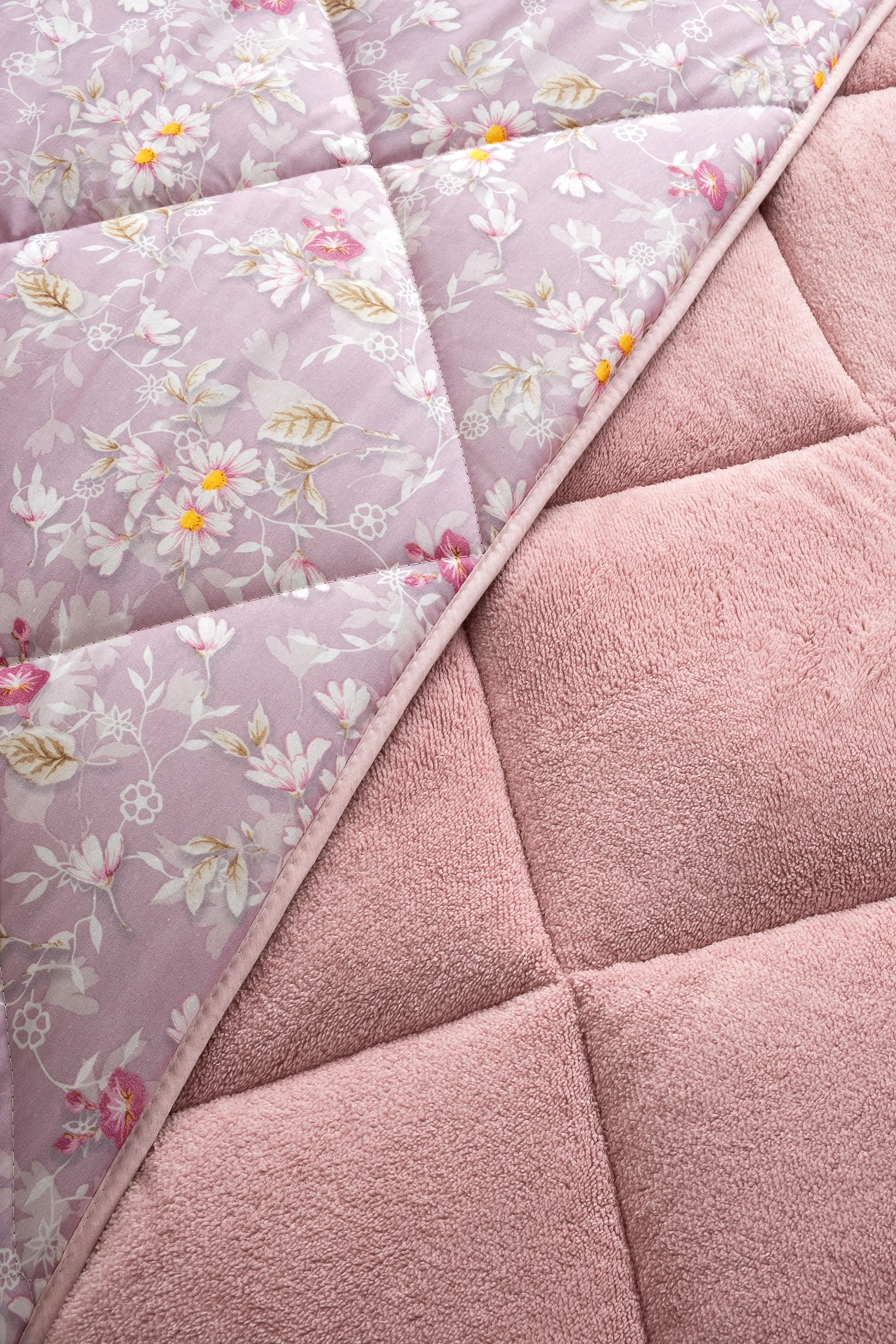 Nordelle Battal Boy Lüx Wellsoft Yorgan Çift Taraflı - 2 Adet Yastık Kılıflı Yorgan Seti 215x235 cm - Pudra