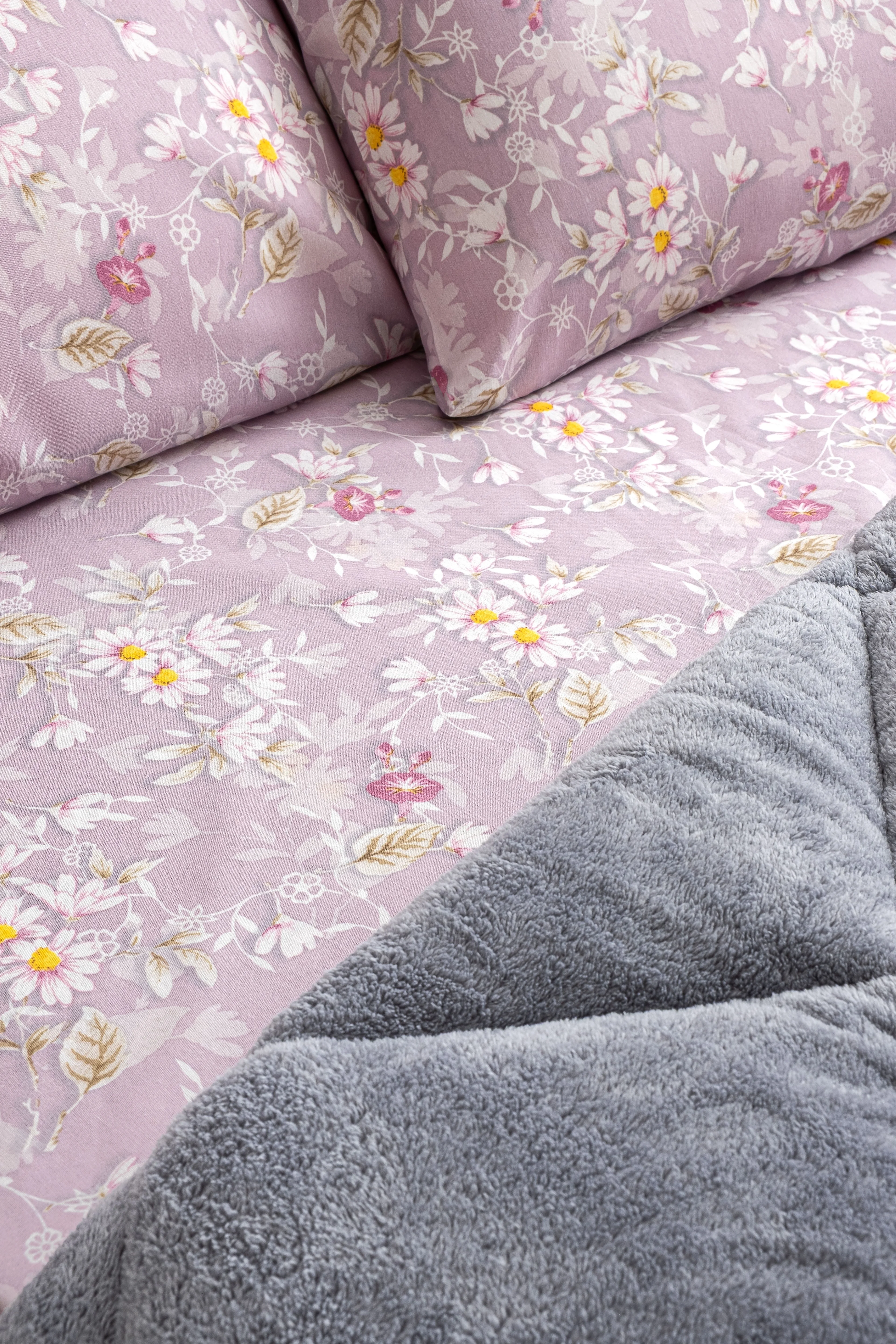 Nordelle Battal Boy Lüx Wellsoft Yorgan Çift Taraflı - 2 Adet Yastık Kılıflı Yorgan Seti 215x235 cm - Gri-Pudra