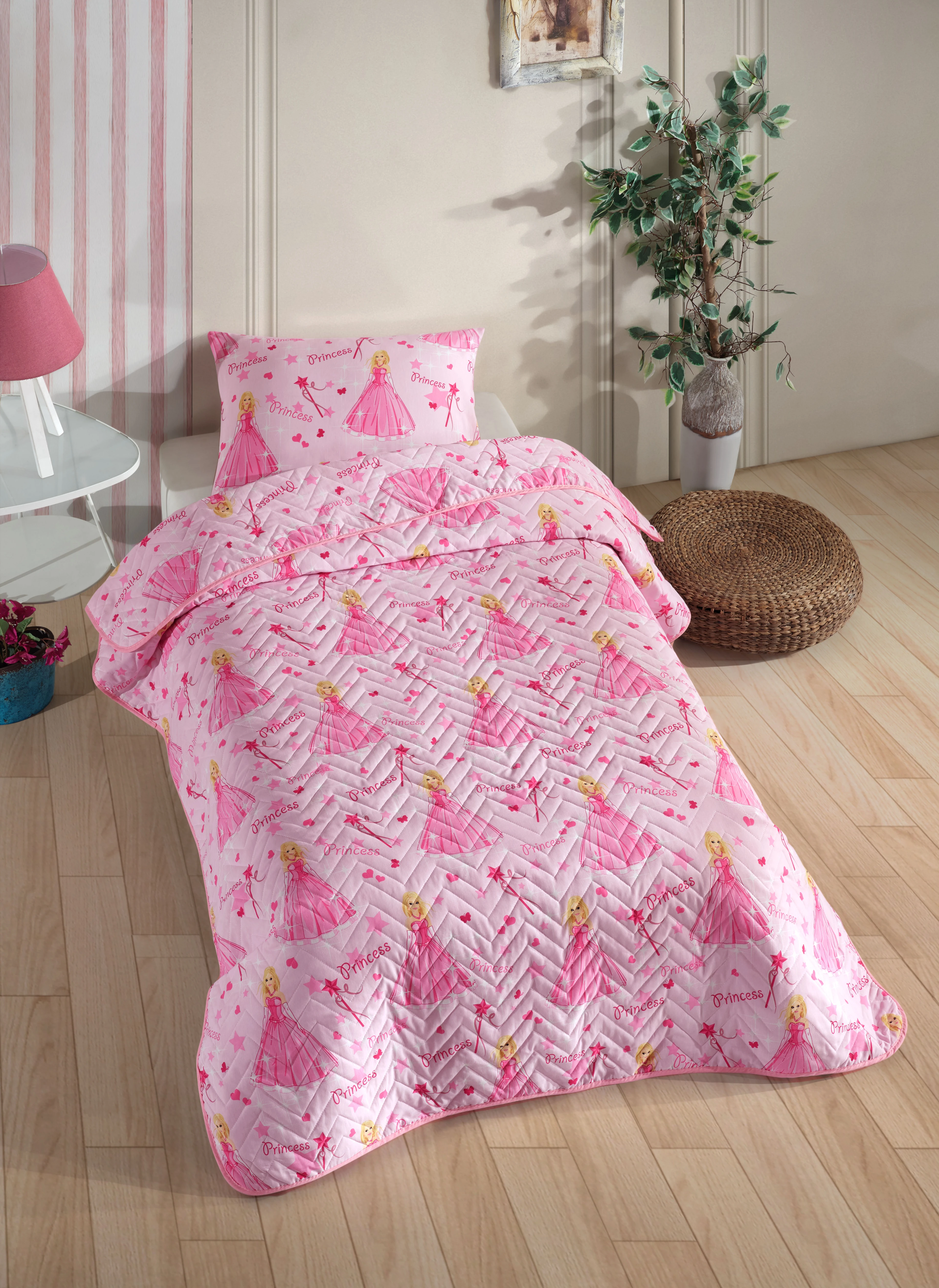Prenses Desenli Çocuk-Genç Odası Tek Kişilik Pike-Yatak Örtüsü Takımı 160 x 230 cm (ÇARŞAFSIZ)